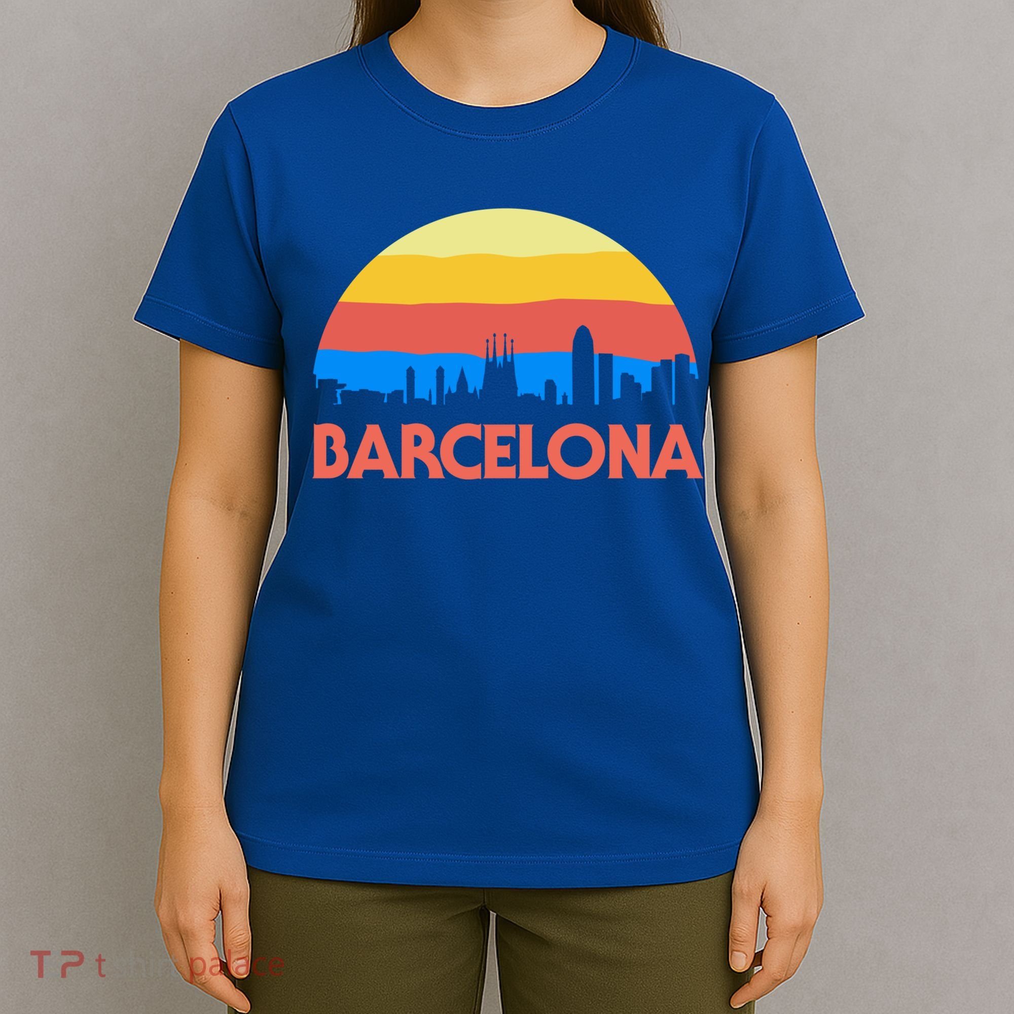 Barcelona Spain Retro Tourism Cool Gift T-Shirt