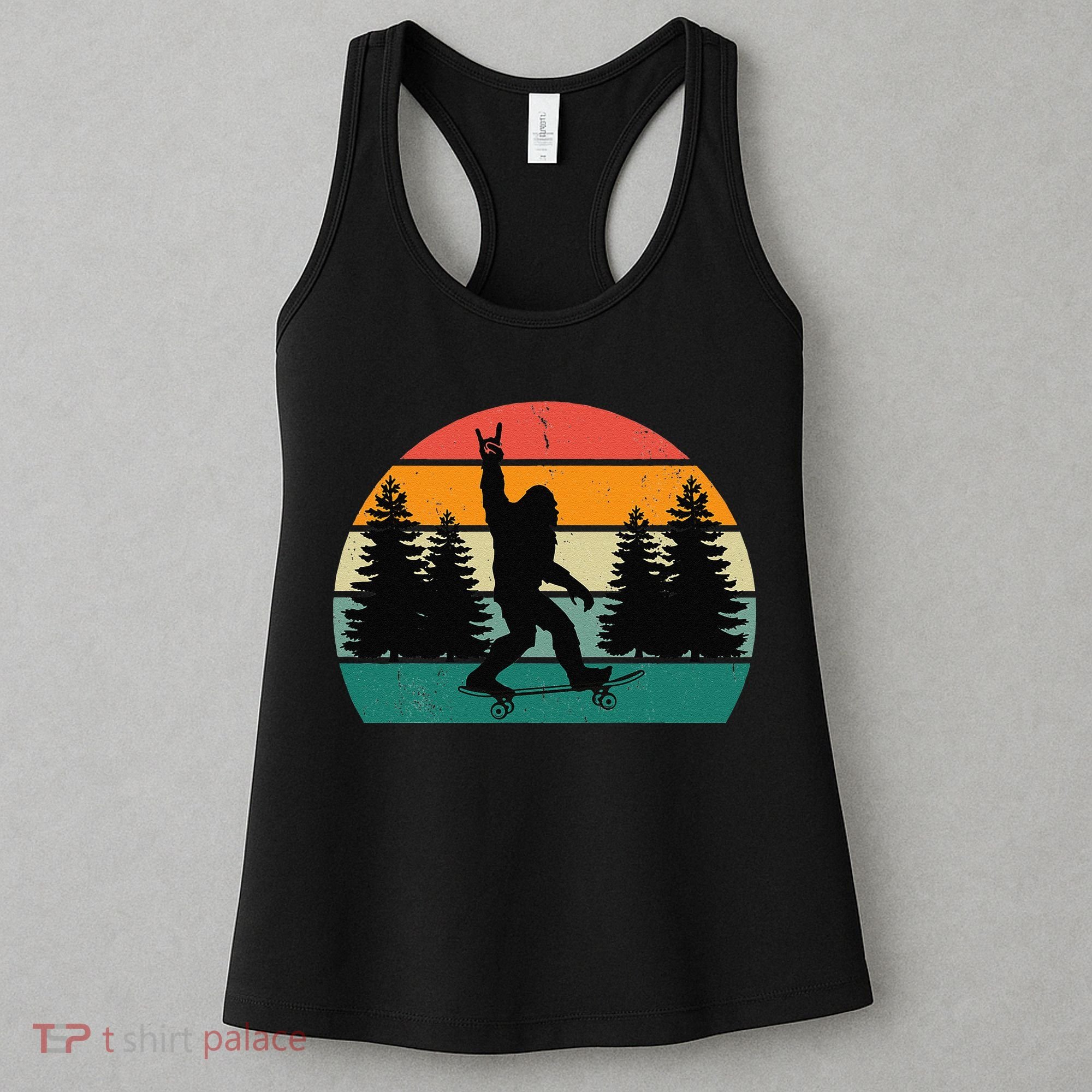 Bigfoot Skateboarding Skater Retro Sunset Funny Sasquatch Women's Tank Top