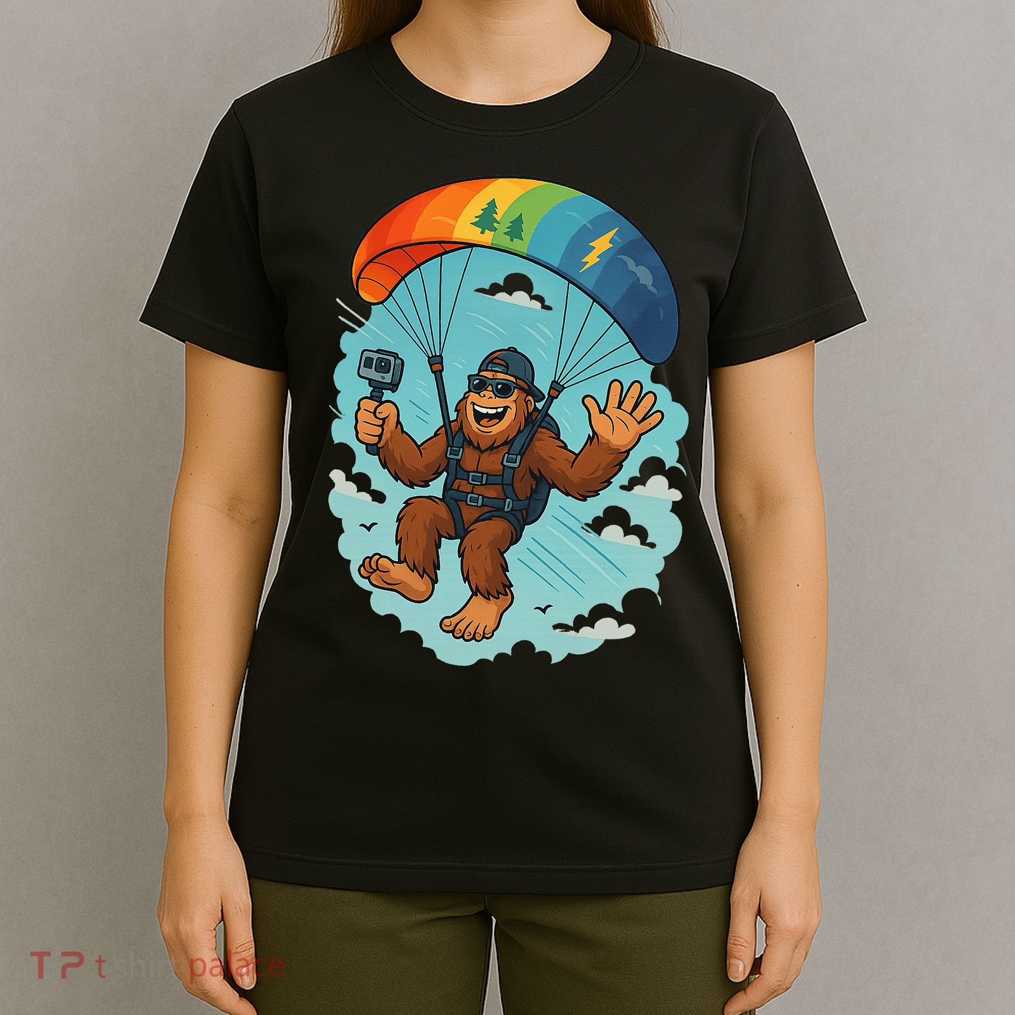 Bigfoot Skydiving Sasquatch Parachute Skydiver Paragliding T-Shirt