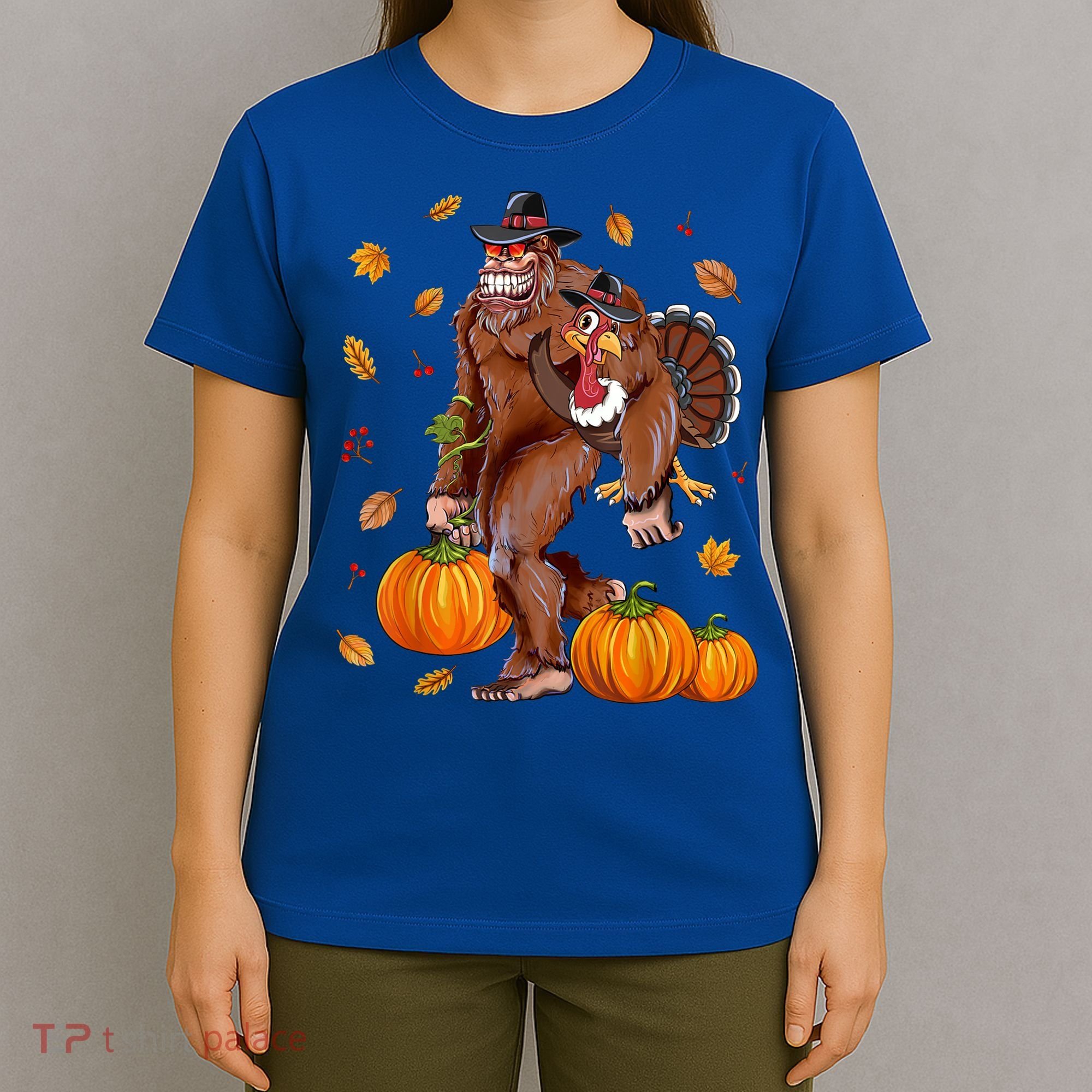 Bigfoot Sasquatch Turkey Pumpkin Happy Thanksgiving Day T-Shirt