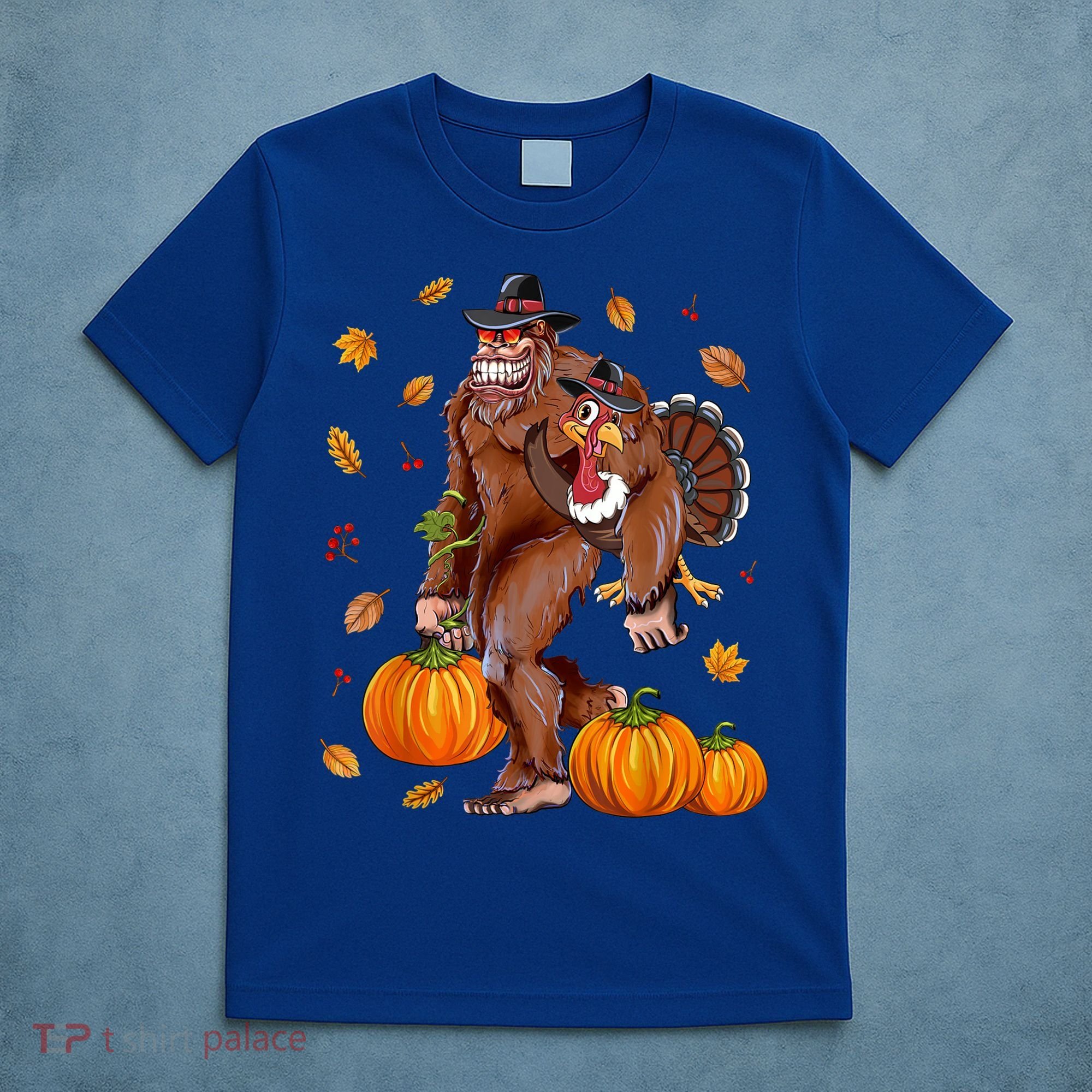 Bigfoot Sasquatch Turkey Pumpkin Happy Thanksgiving Day T-Shirt