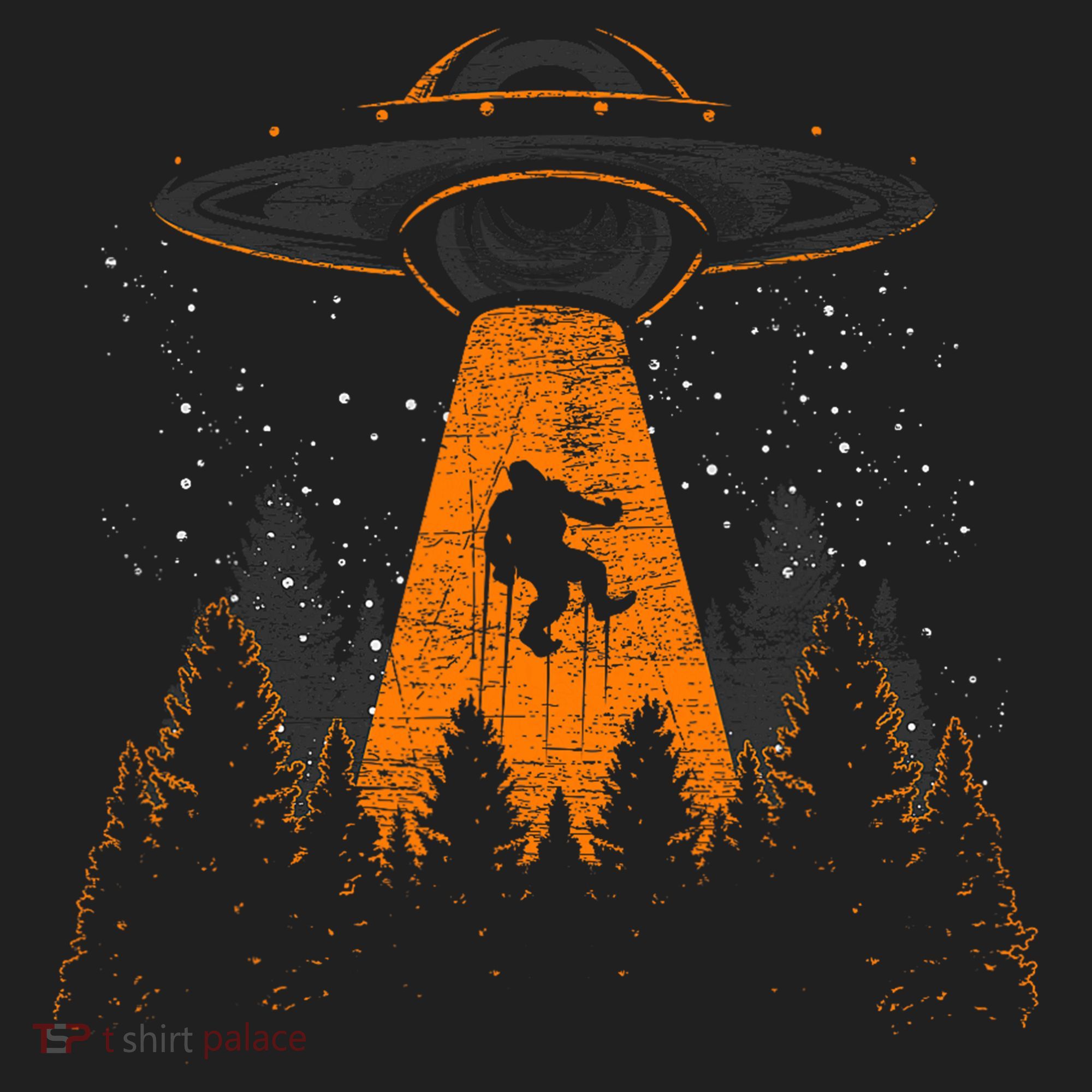 Bigfoot Sasquatch Ufo Alien Abduction Yeti Cryptid Bigfoot Golf Towel