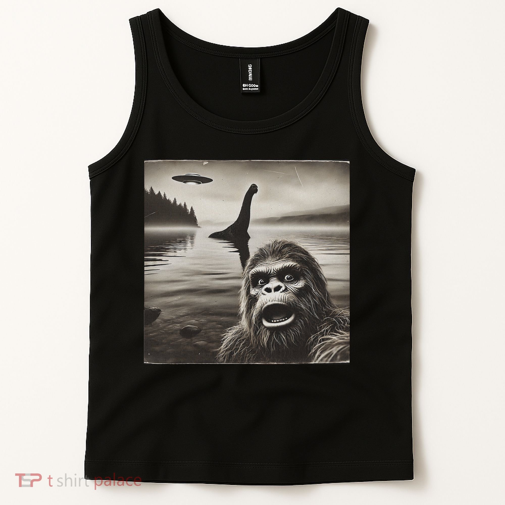 Bigfoot Selfie With Loch Ness Monster And Ufo Aliens Tank Top
