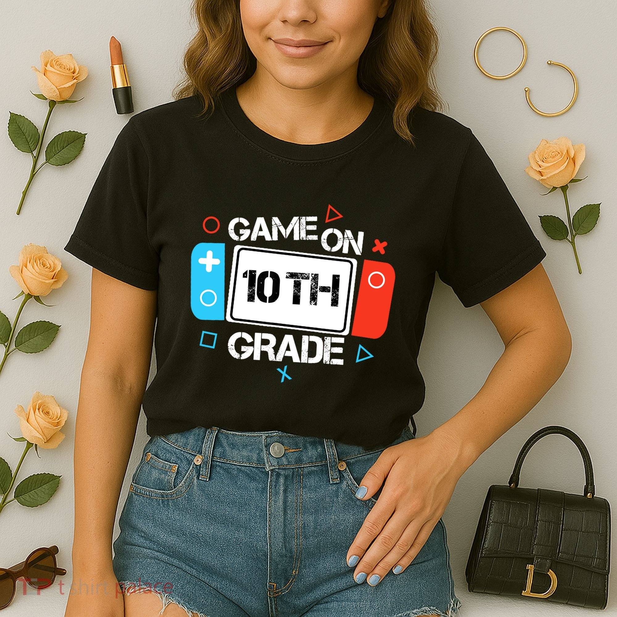 Back To School Game On 10th Grade Funny Gamer Boy Girl Comfort Colors Boxy T-Shirt