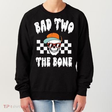 Bad Two The Bone Funny 2nd Birthday Halloween Skeleton Boy Women's Sweatshirt