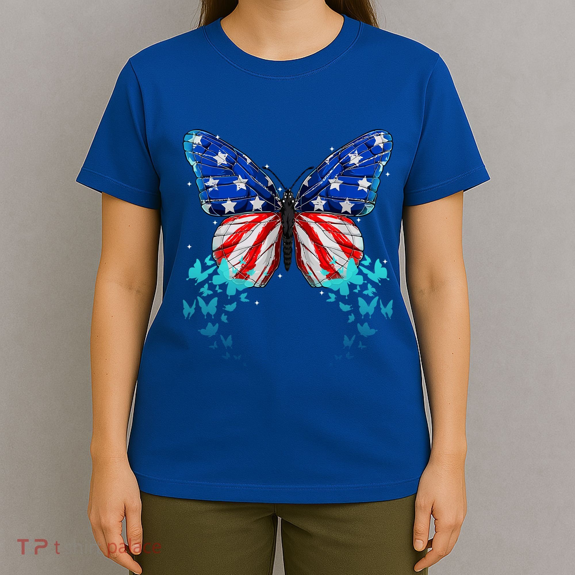 Butterfly Usa Cute 4th Of July Funny America Flag Gift T-Shirt