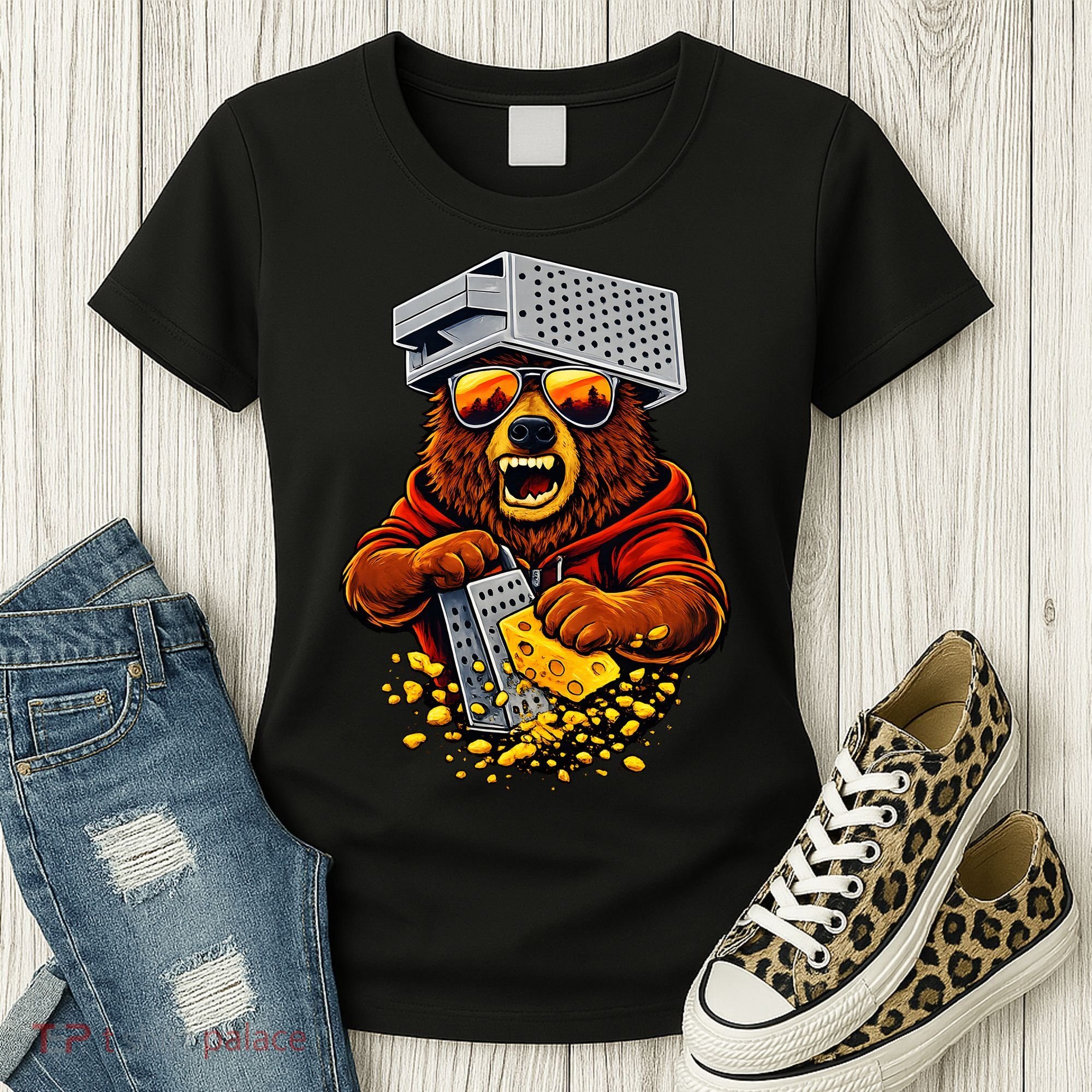 Bear With Cheese Grater Hat And Sunglasses Women's T-Shirt