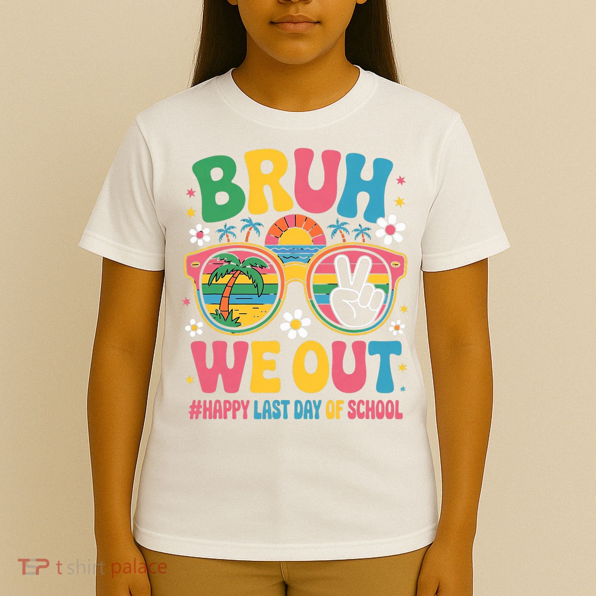 Bruh We Out Teachers Happy Last Day Of School Groovy T-Shirt