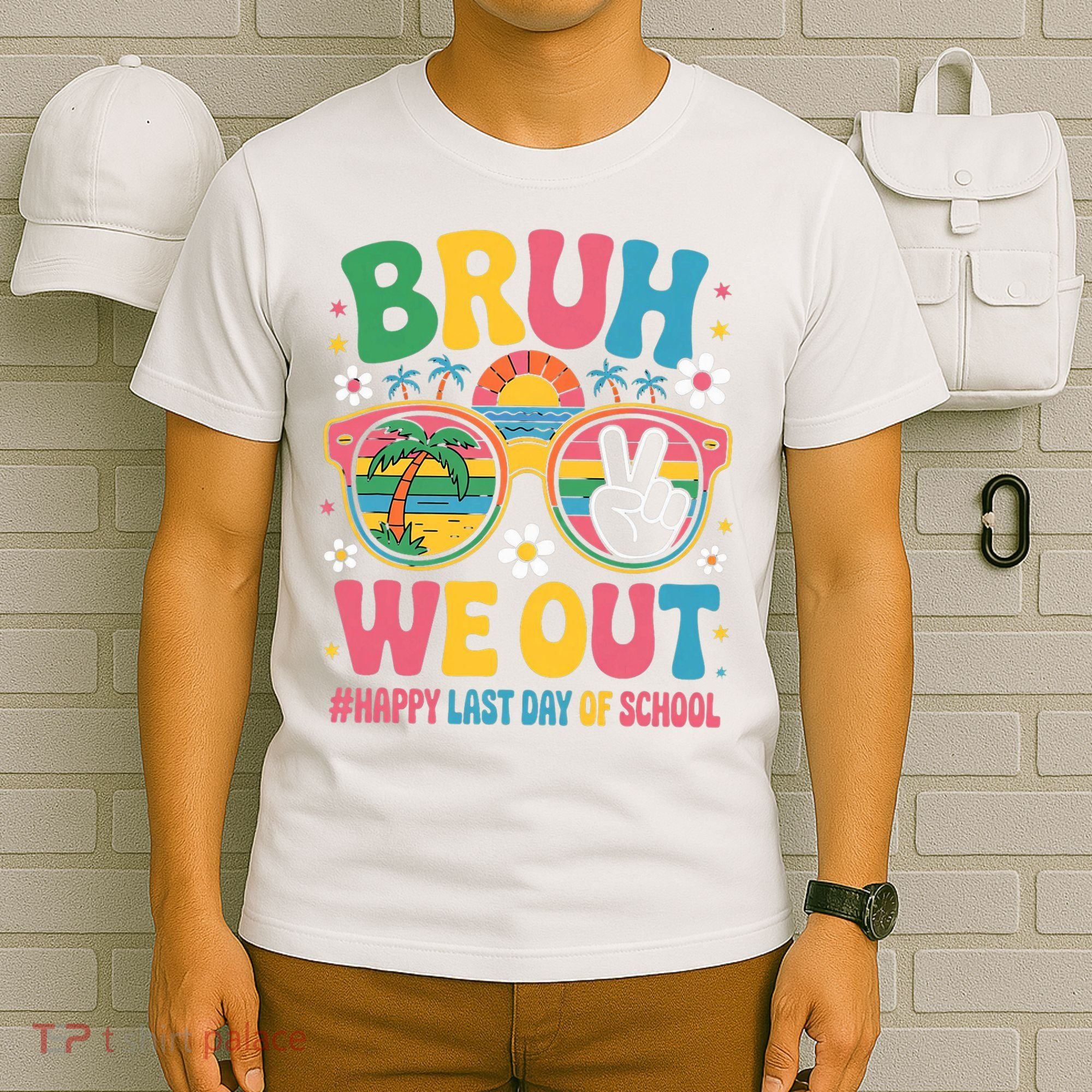 Bruh We Out Teachers Happy Last Day Of School Groovy T-Shirt