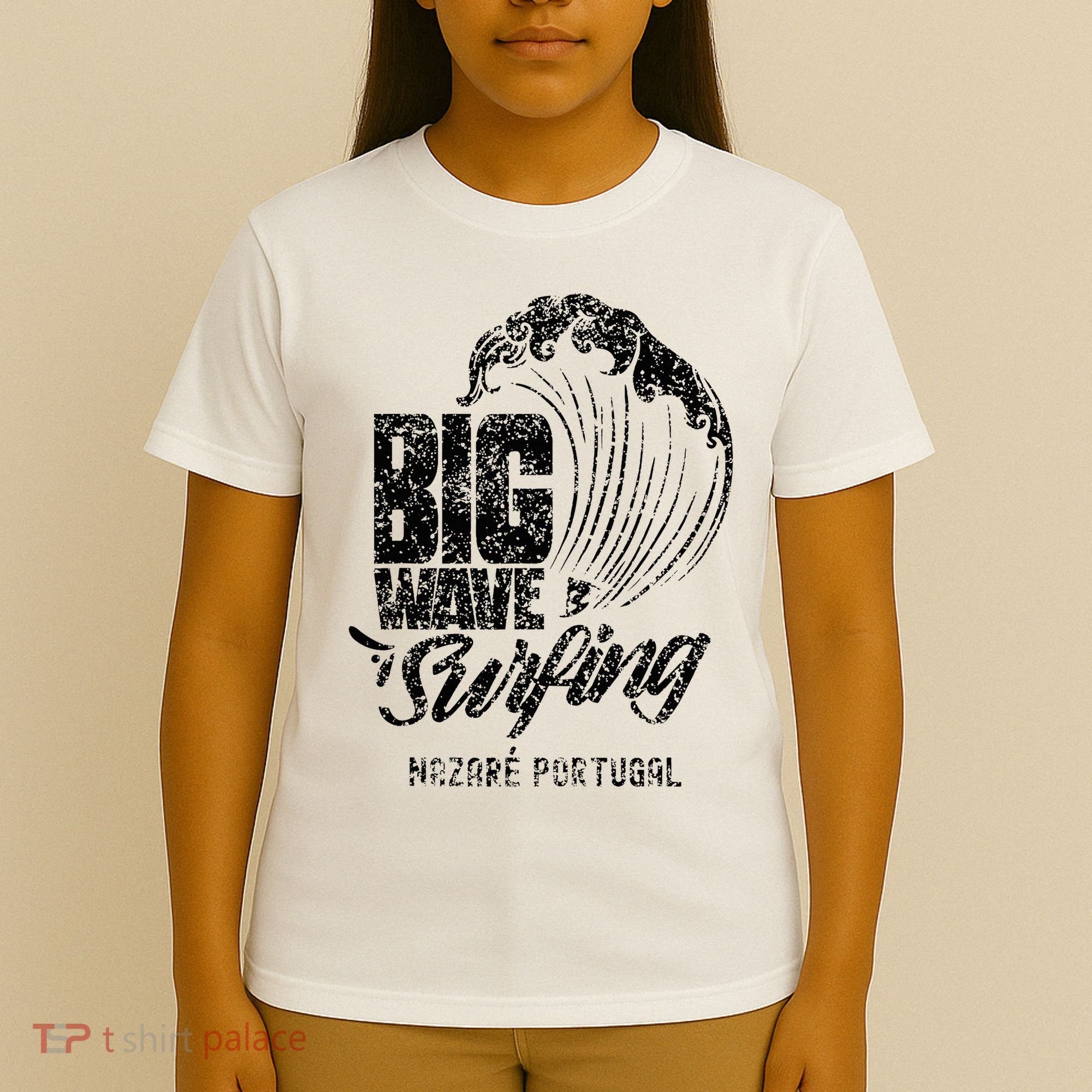 Big Wave Surfing Nazaré Portugal Surfer Surf T-Shirt