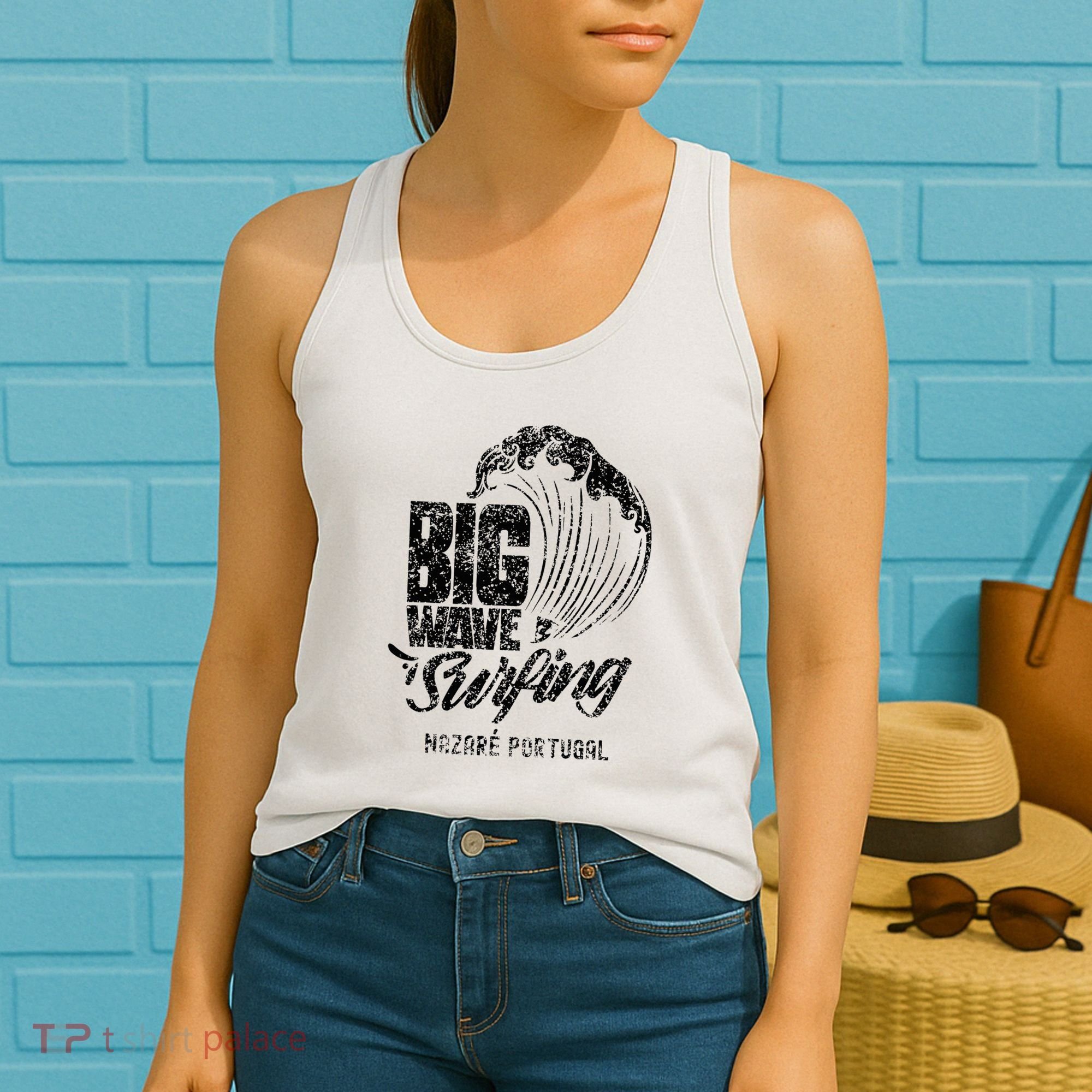 Big Wave Surfing Nazaré Portugal Surfer Surf Women's Tank Top