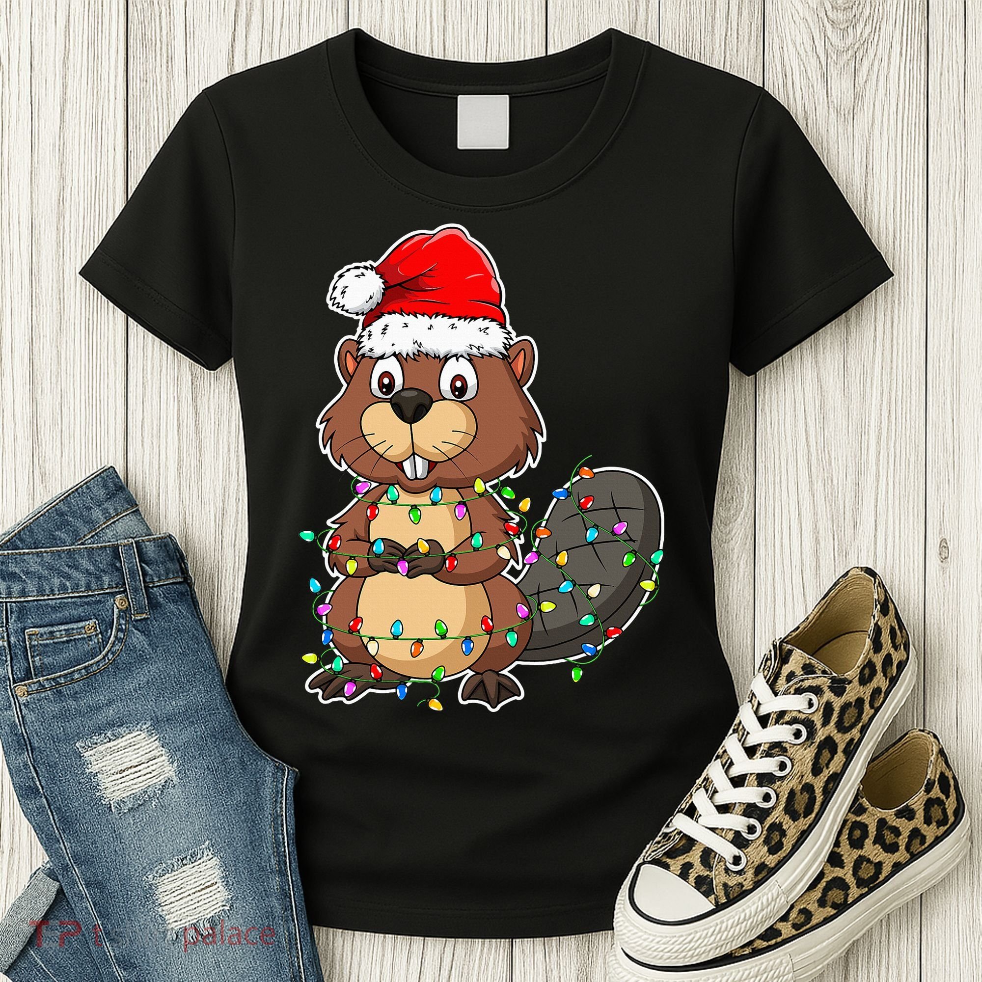 Beaver Wearing Santa Hat Xmas Funny Beaver Lover Christmas Women's T-Shirt