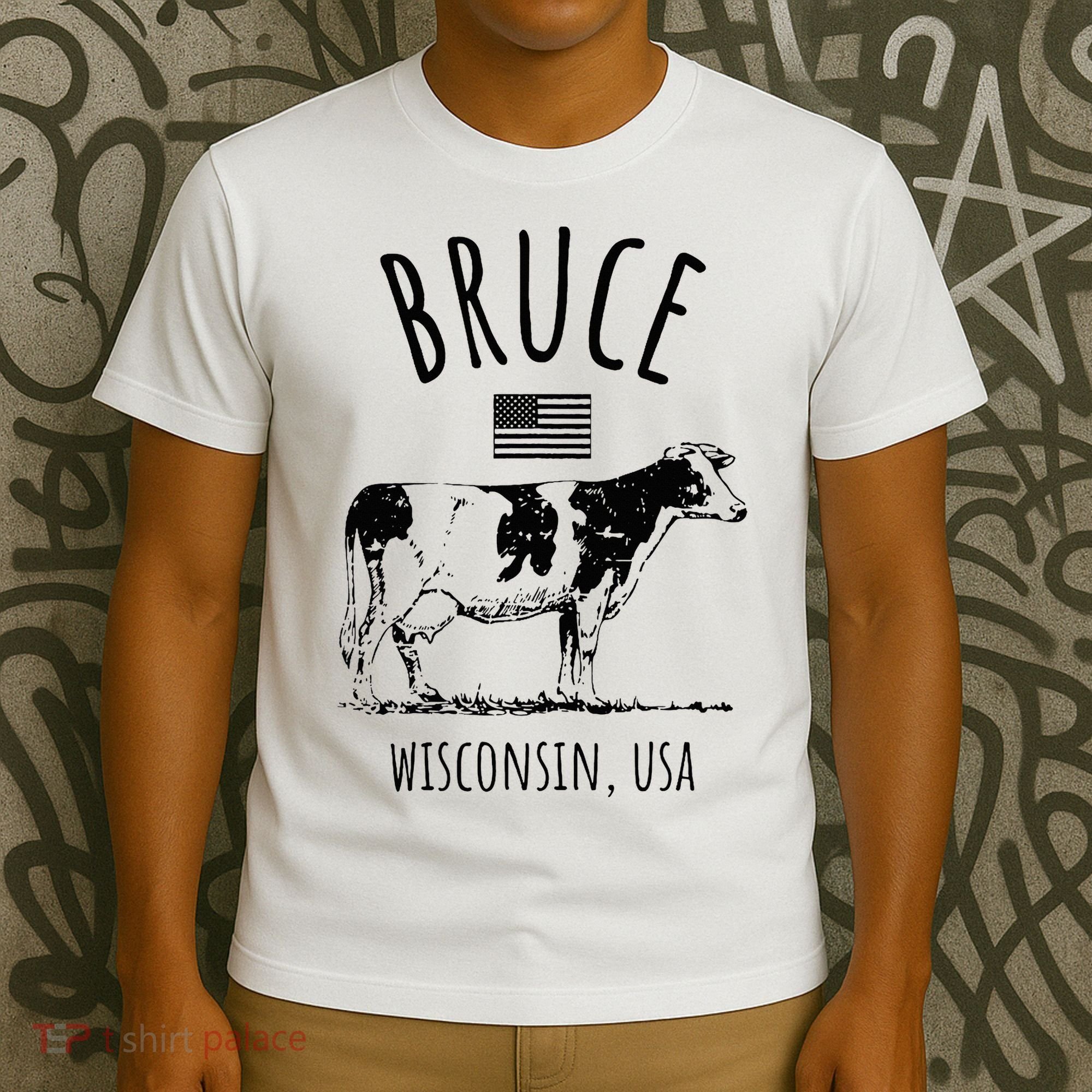 Bruce Wisconsin Usa Retro Cow Vintage T-Shirt