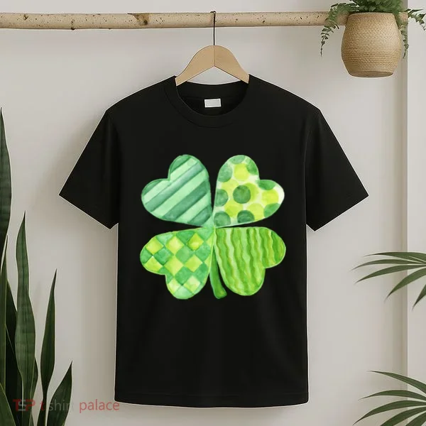 Cute 4 Leaf Clover Irish St Patricks Day T-Shirt