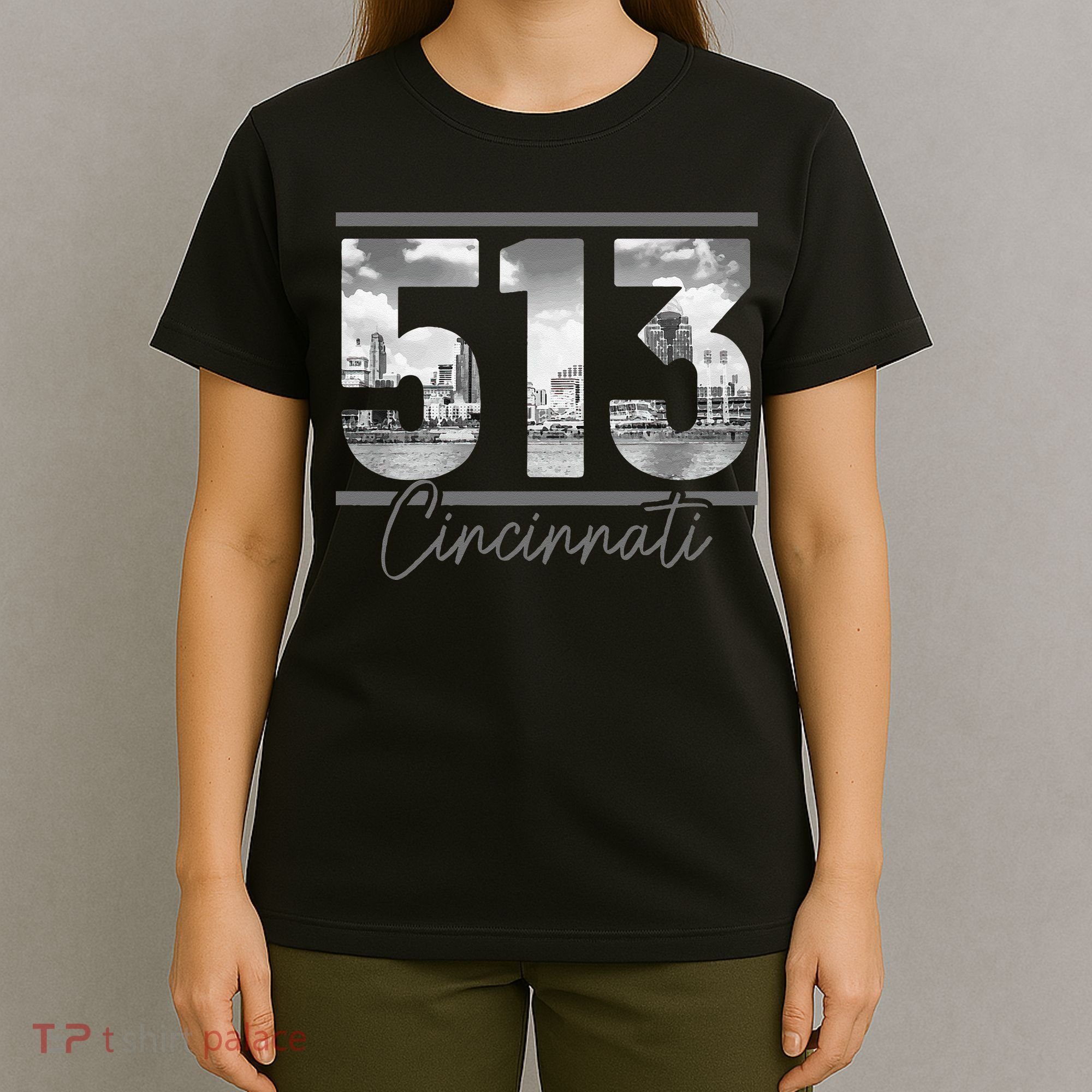 Cincinnati 513 Area Code Skyline Ohio Vintage T-Shirt
