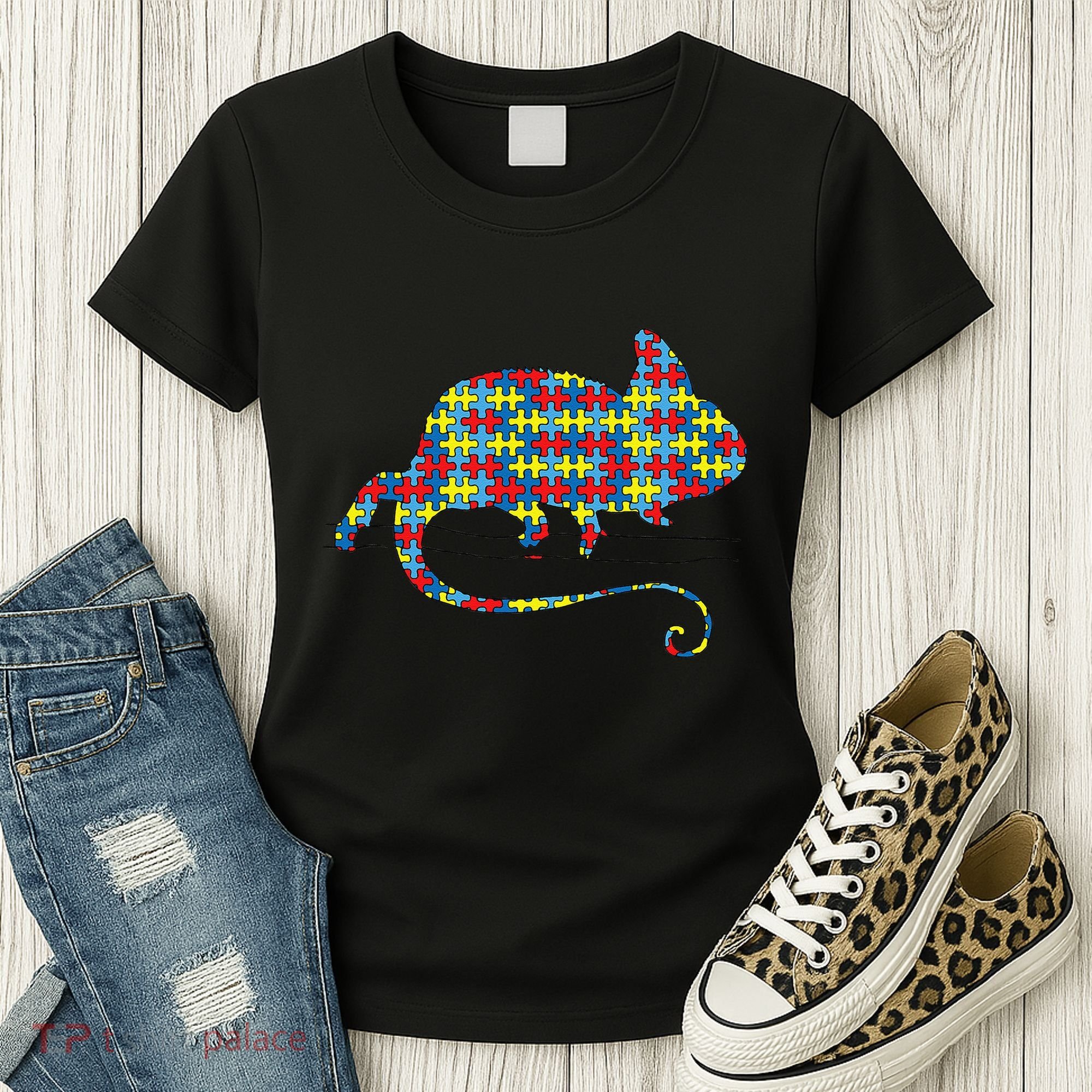 Chameleon Autism Awareness Lizard Puzzle Day Mom Gift Women's T-Shirt