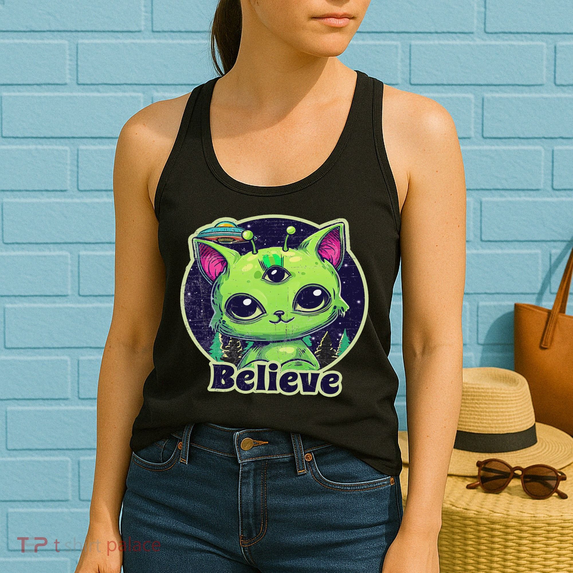 Cute Alien Cat Belive In Ufo Kawaii Women's Tank Top