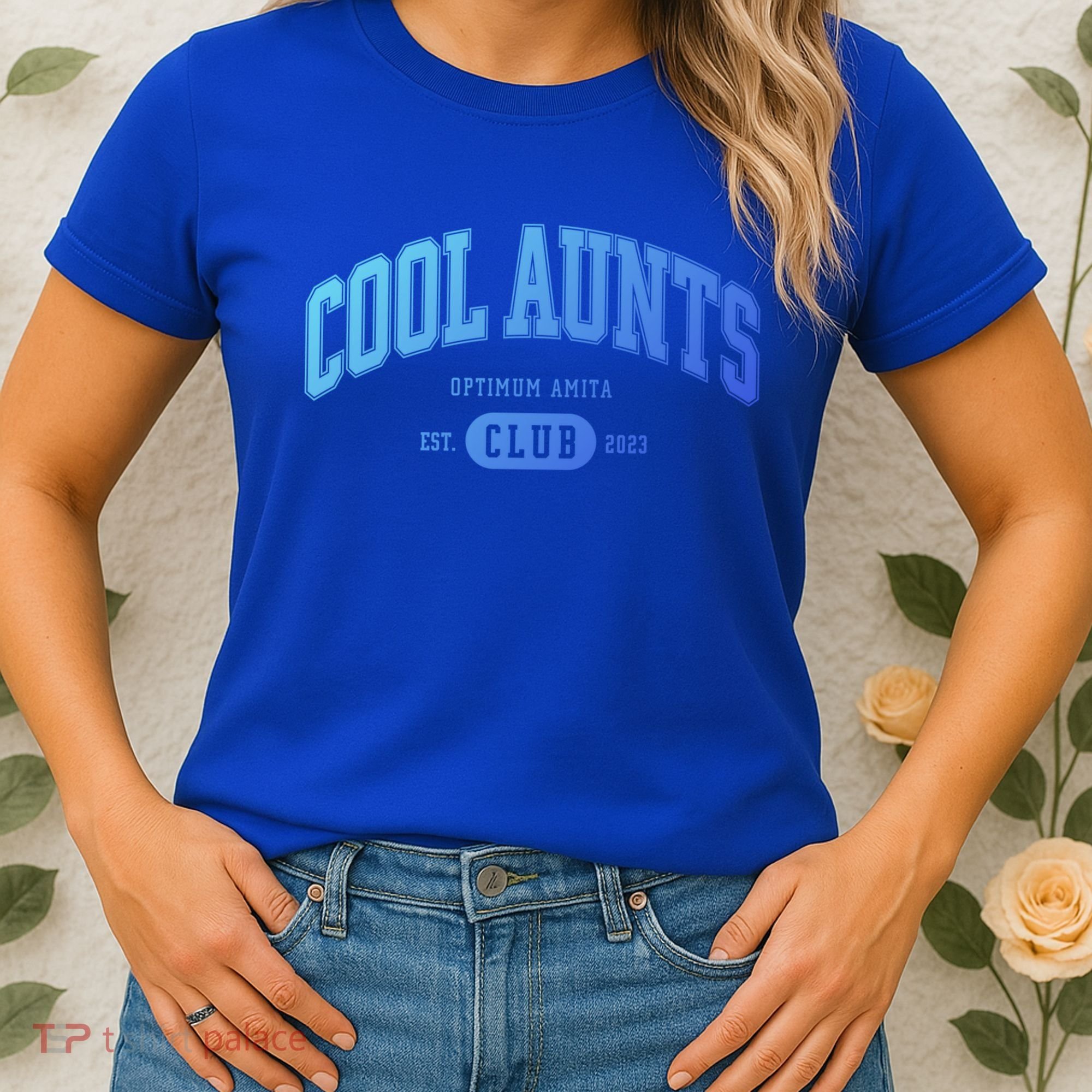 Cool Aunts Club Gift Women's T-Shirt