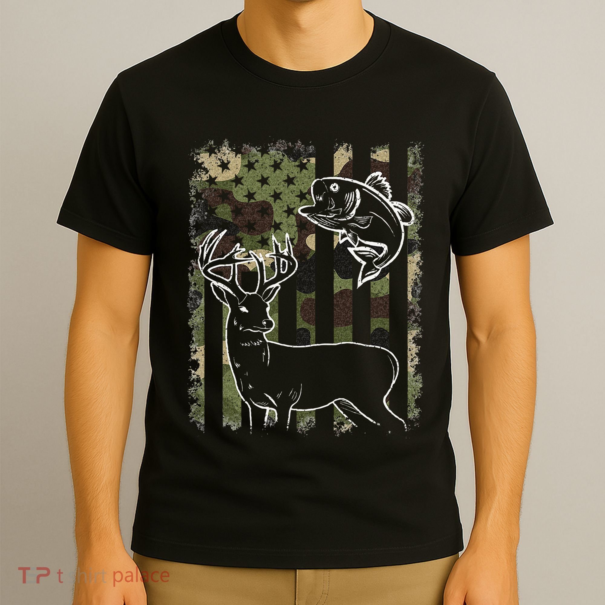 Camouflage American Flag Fishing Hunting Hunter Deer Fish T-Shirt