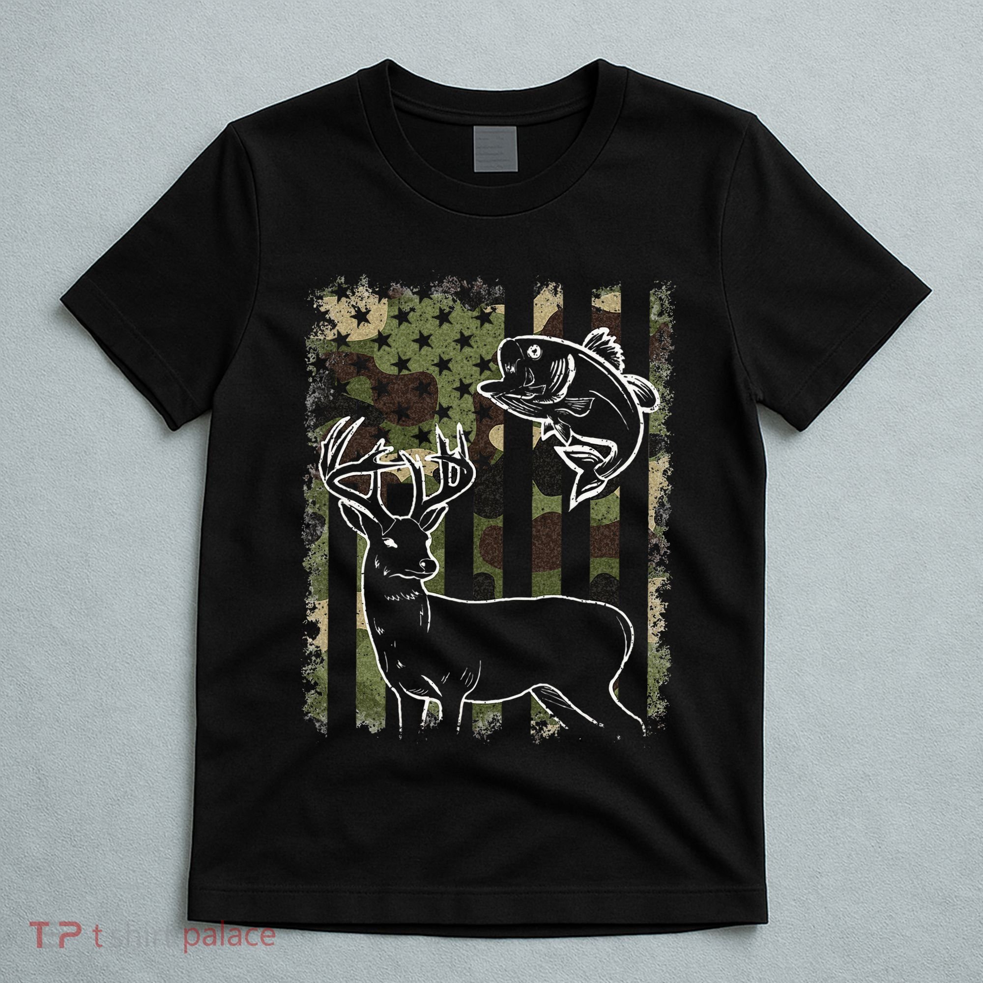 Camouflage American Flag Fishing Hunting Hunter Deer Fish T-Shirt