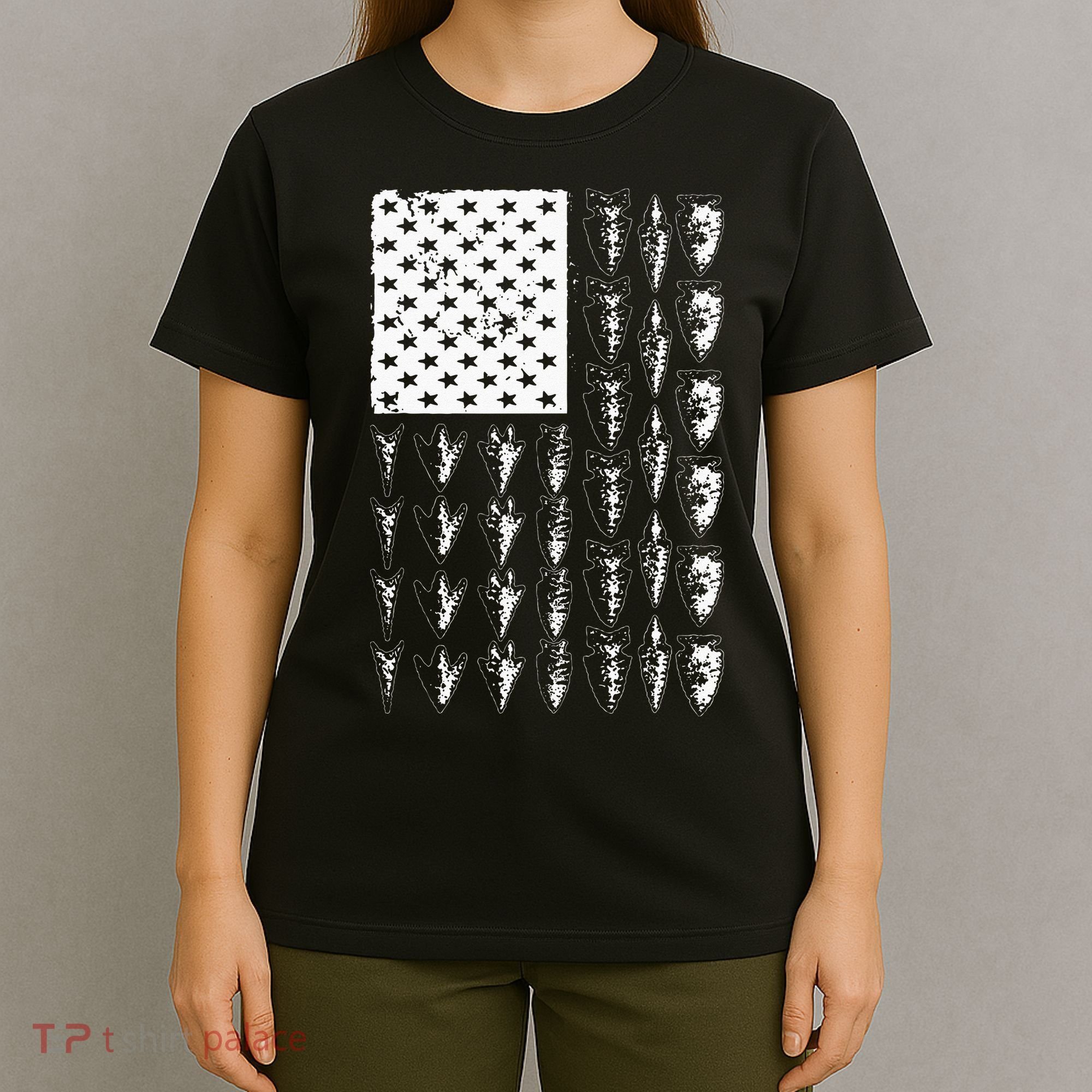 Cool Arrowhead For Men Women Bowhunt Arrow Hunting USA Flag T-Shirt