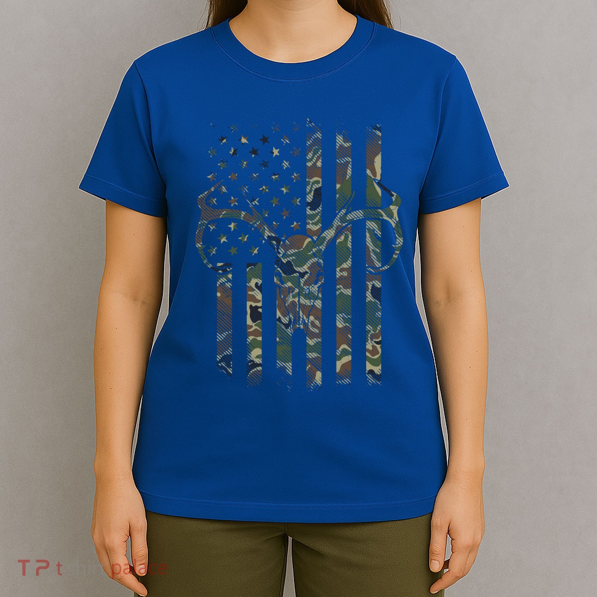 Camo American Flag Deer Skull Elk Hunting Usa Hunter Gift T-Shirt