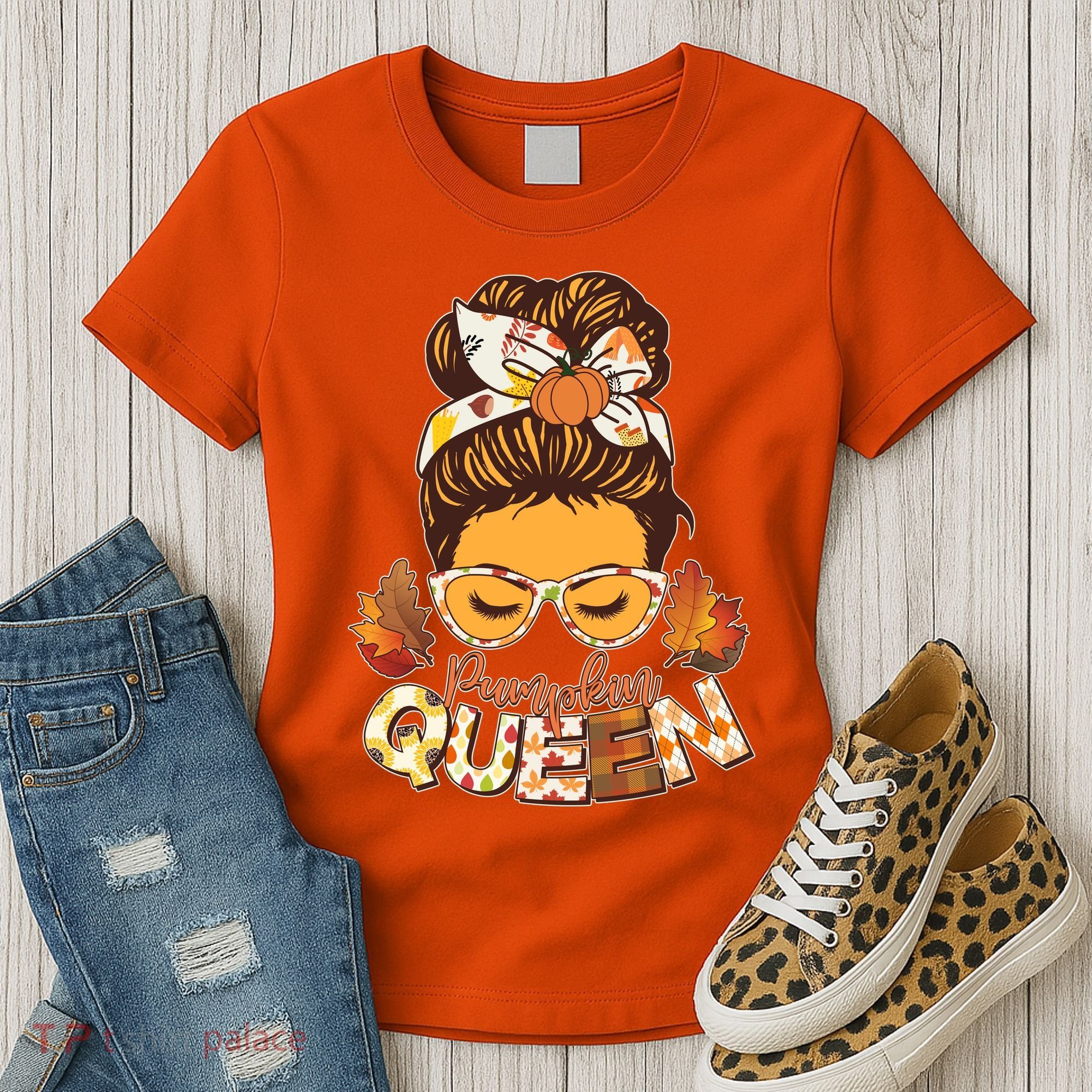 Cute Autumn Fall Pumpkin Queen Women's T-Shirt