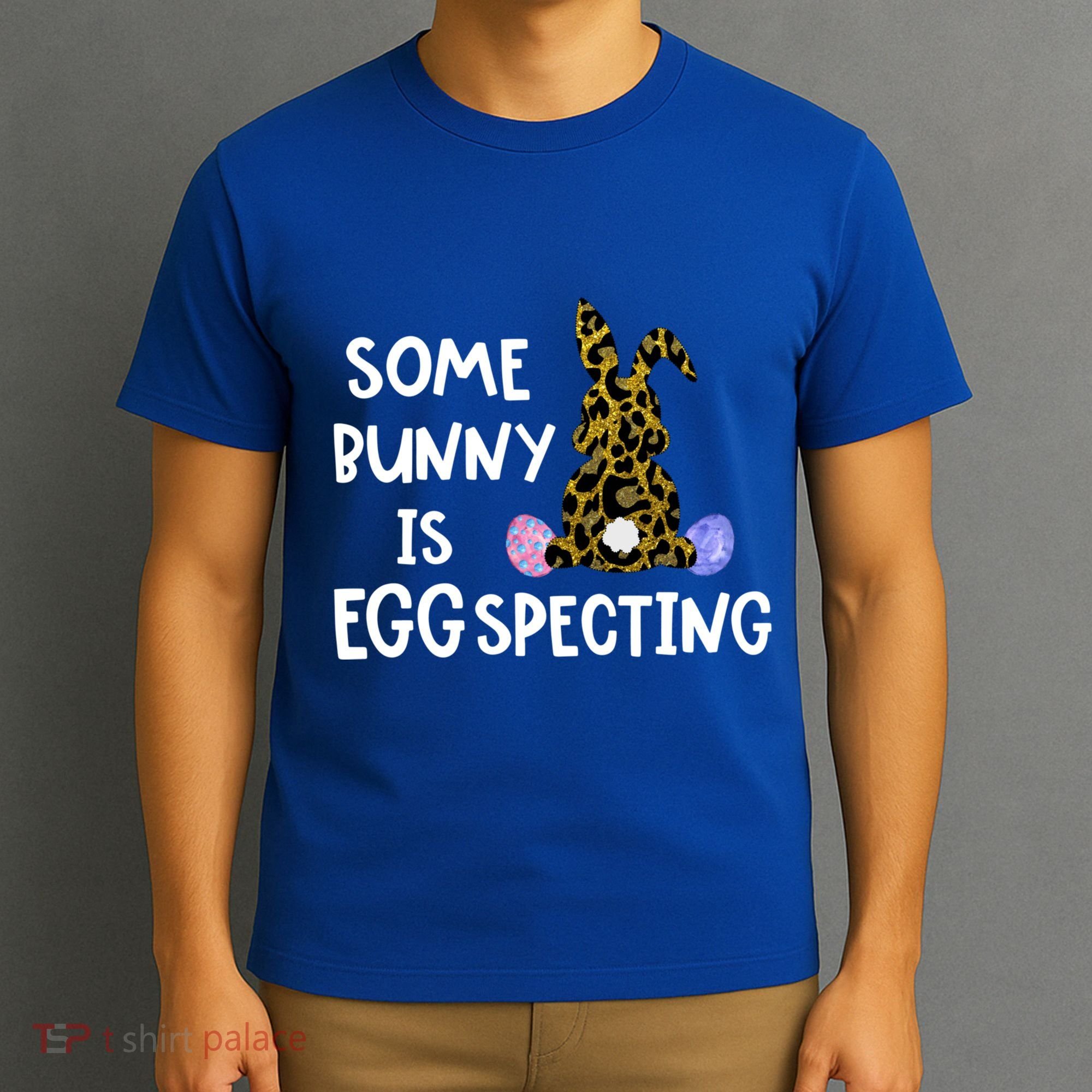 Cute Announcefunny Gift Easter Expecting Pregnant Mom Gift T-Shirt