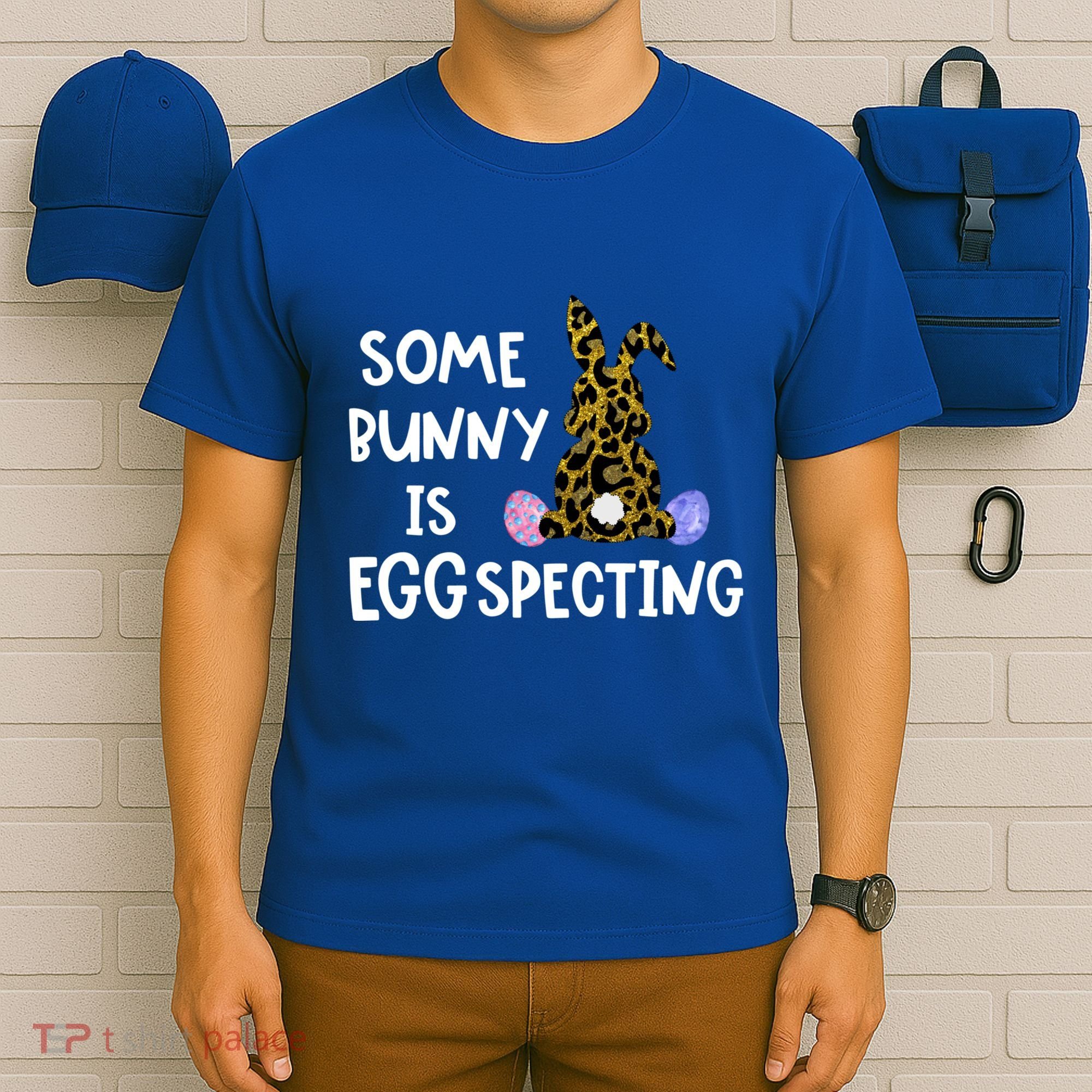 Cute Announcefunny Gift Easter Expecting Pregnant Mom Gift T-Shirt