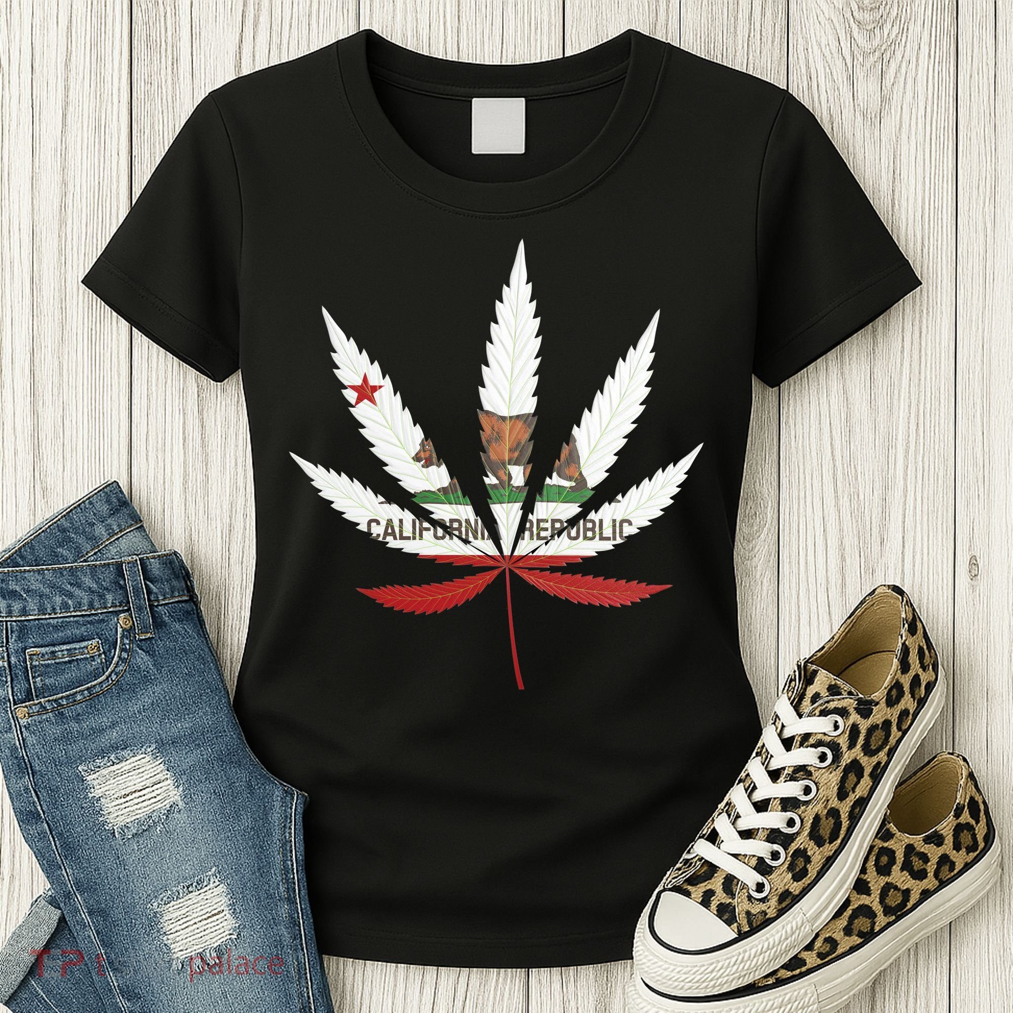 California Republic: Cali Weed Women's T-Shirt