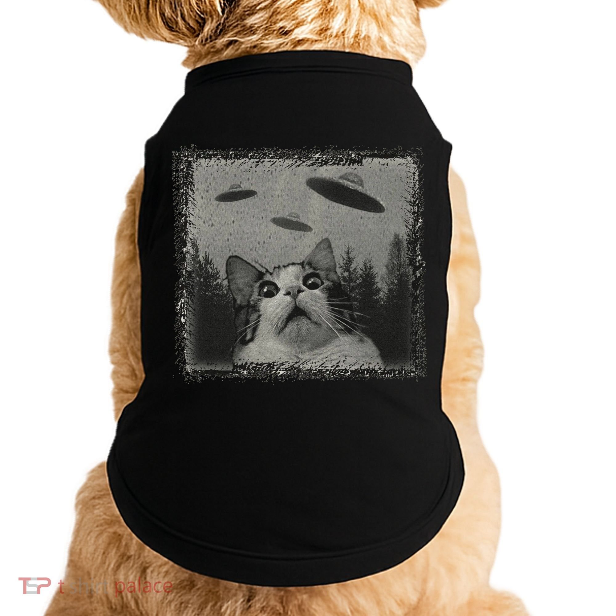 Cat And UFOs Funny Cat Lover Funny Cute Cat Meme Doggie Tank