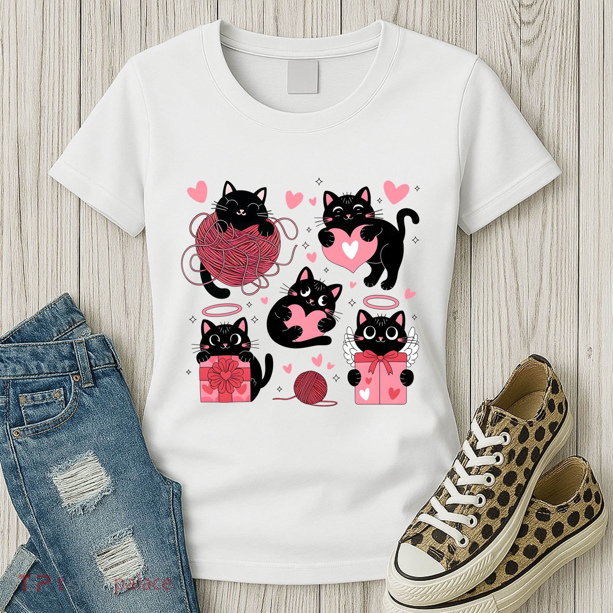 Cute Black Cat Lover Lovely Funny Cat Heart Women's T-Shirt