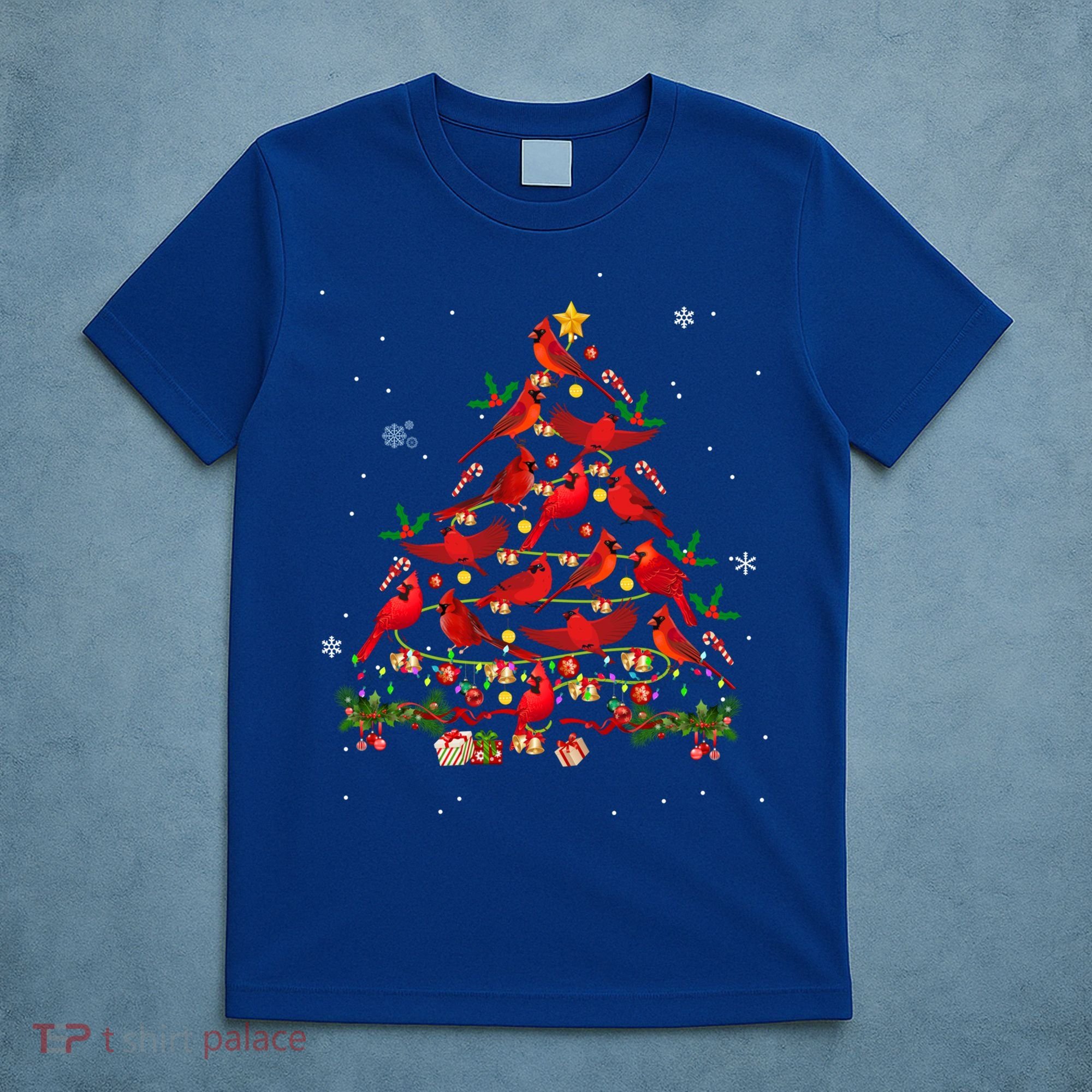 Cardinal Bird Christmas Tree Cardinals Lovers Xmas Family Gift T-Shirt