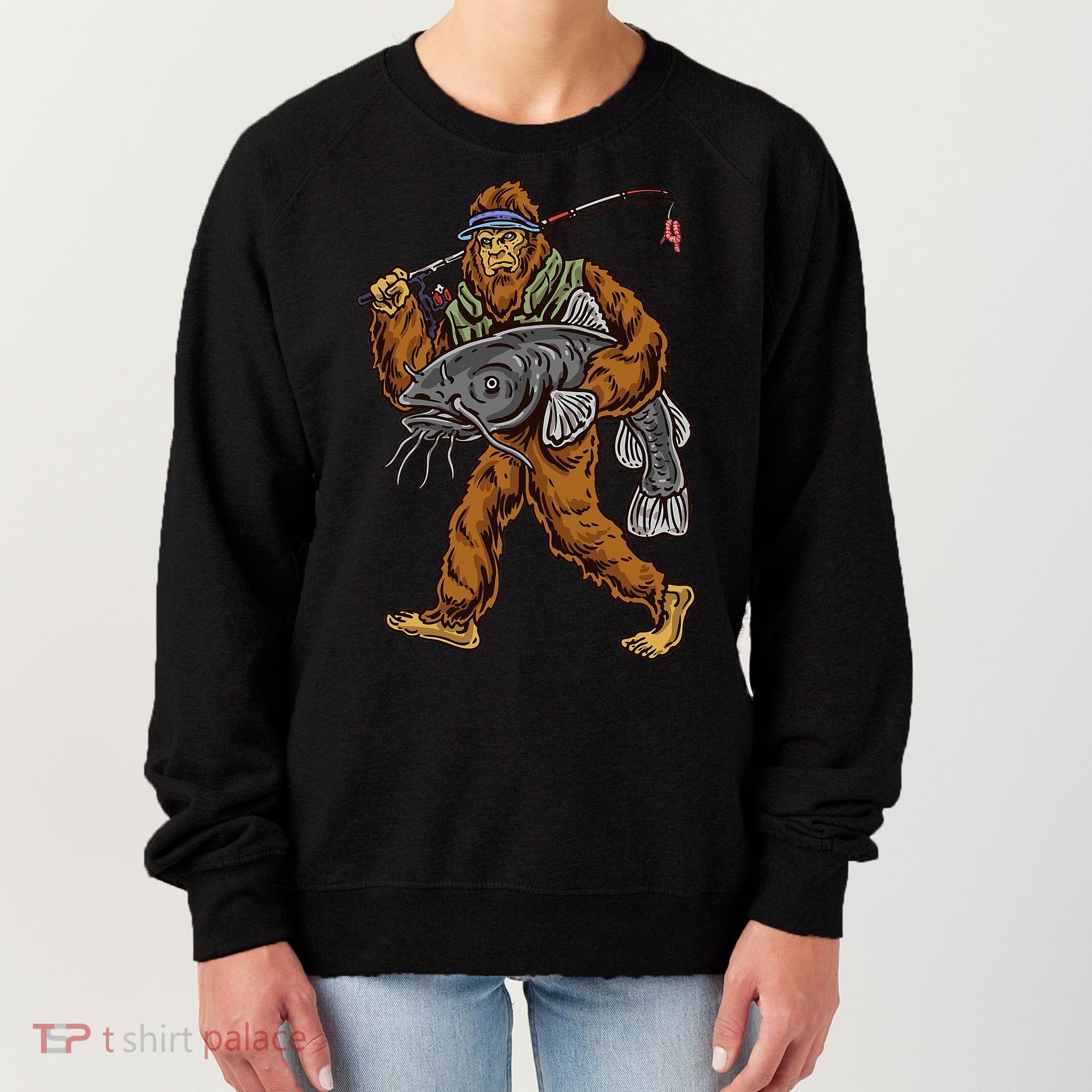 Catfishing Bigfoot Hunting Catfisher Women's Sweatshirt
