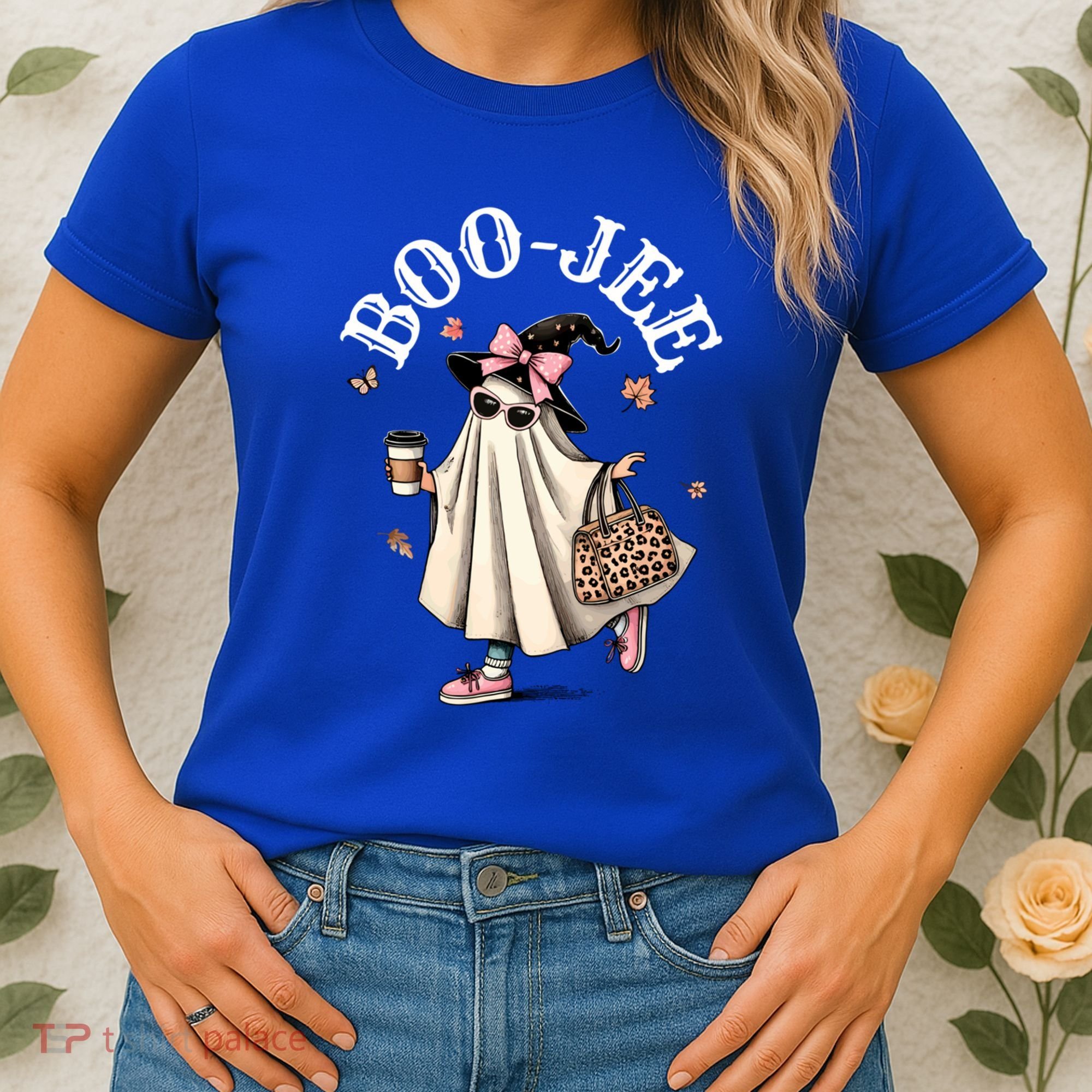 Cute Boo Jee Ghost Halloween Leopard Ghost Coffee Funny Gift Women's T-Shirt