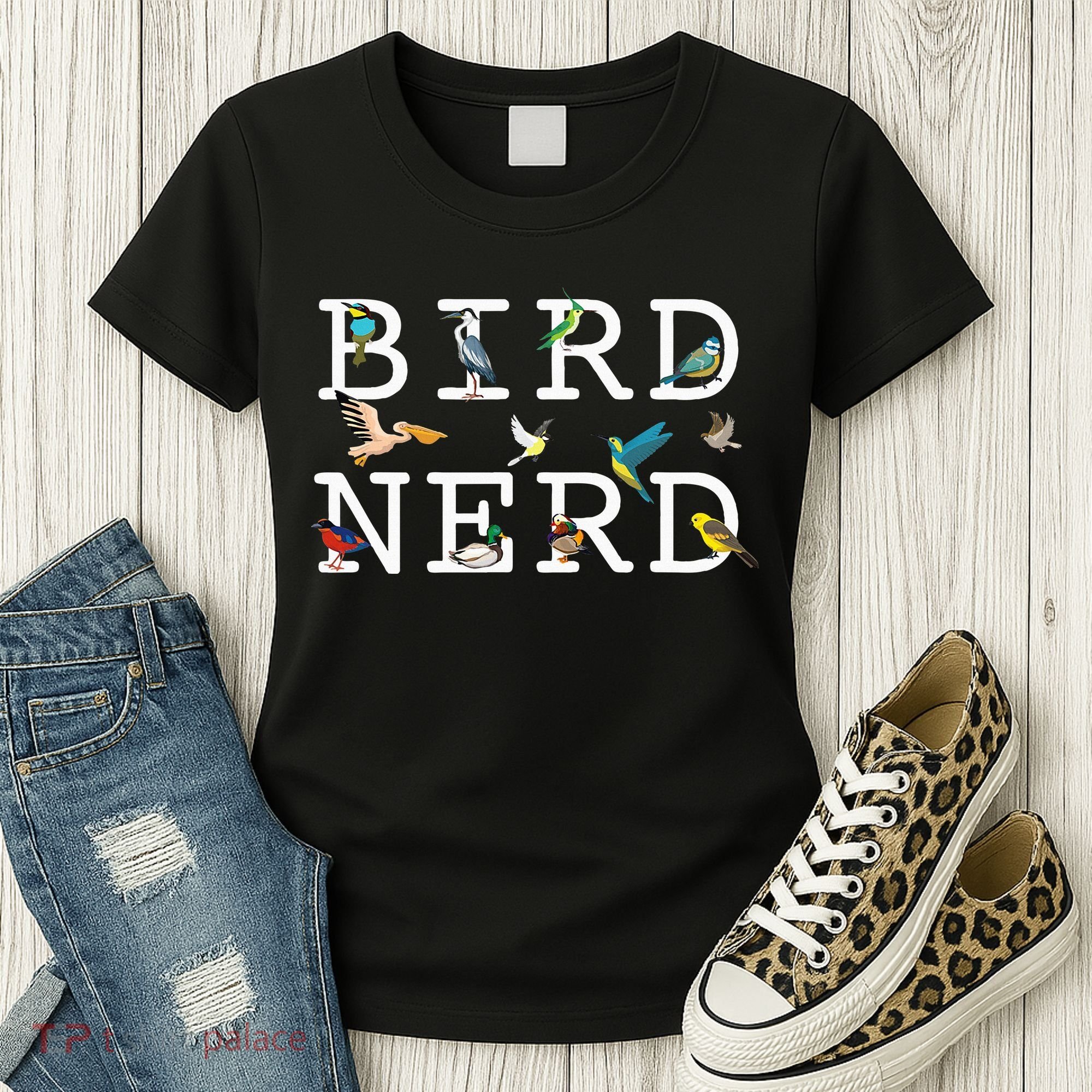 Cool Bird Lover Birdwatching Present Birdwatcher Birder Gift Women's T-Shirt