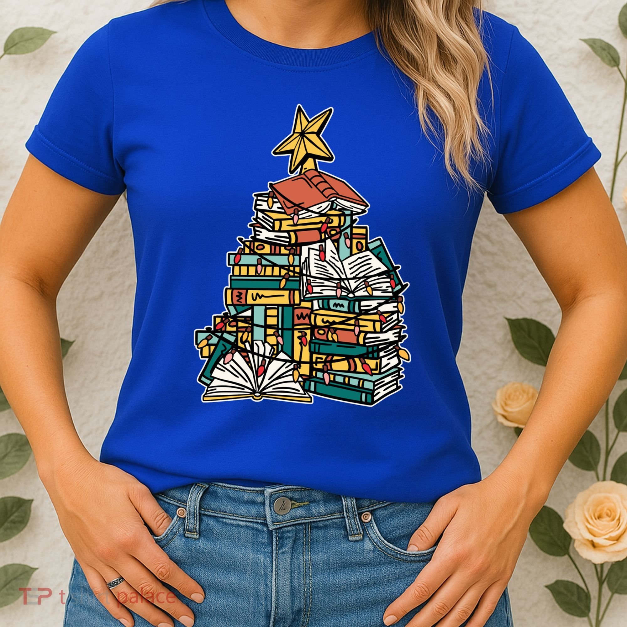 Christmas Book Lover Xmas Tree Reading Nerd Cool Gift Women's T-Shirt