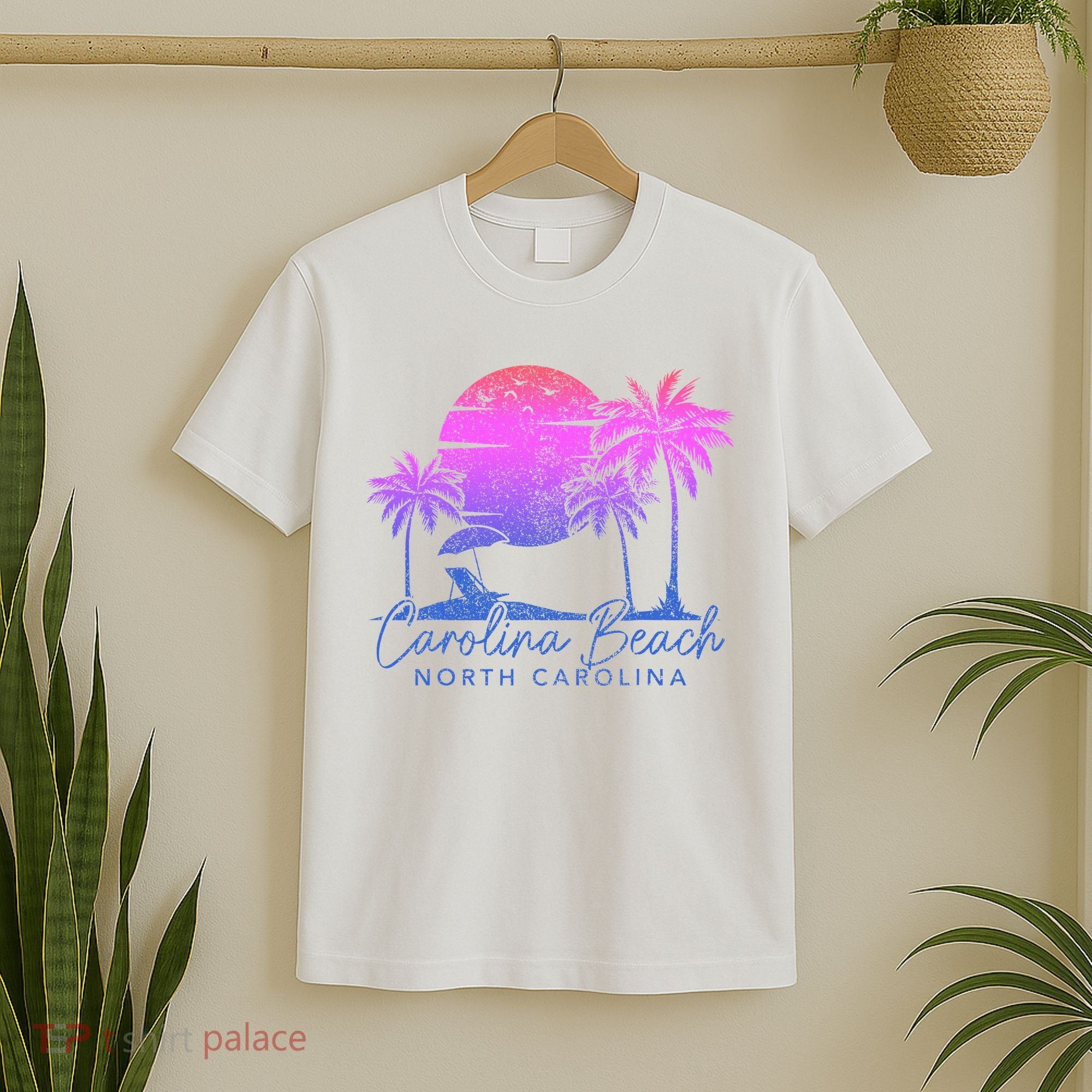 Carolina Beach North Carolina Vintage Sunset Surfer Retro T-Shirt