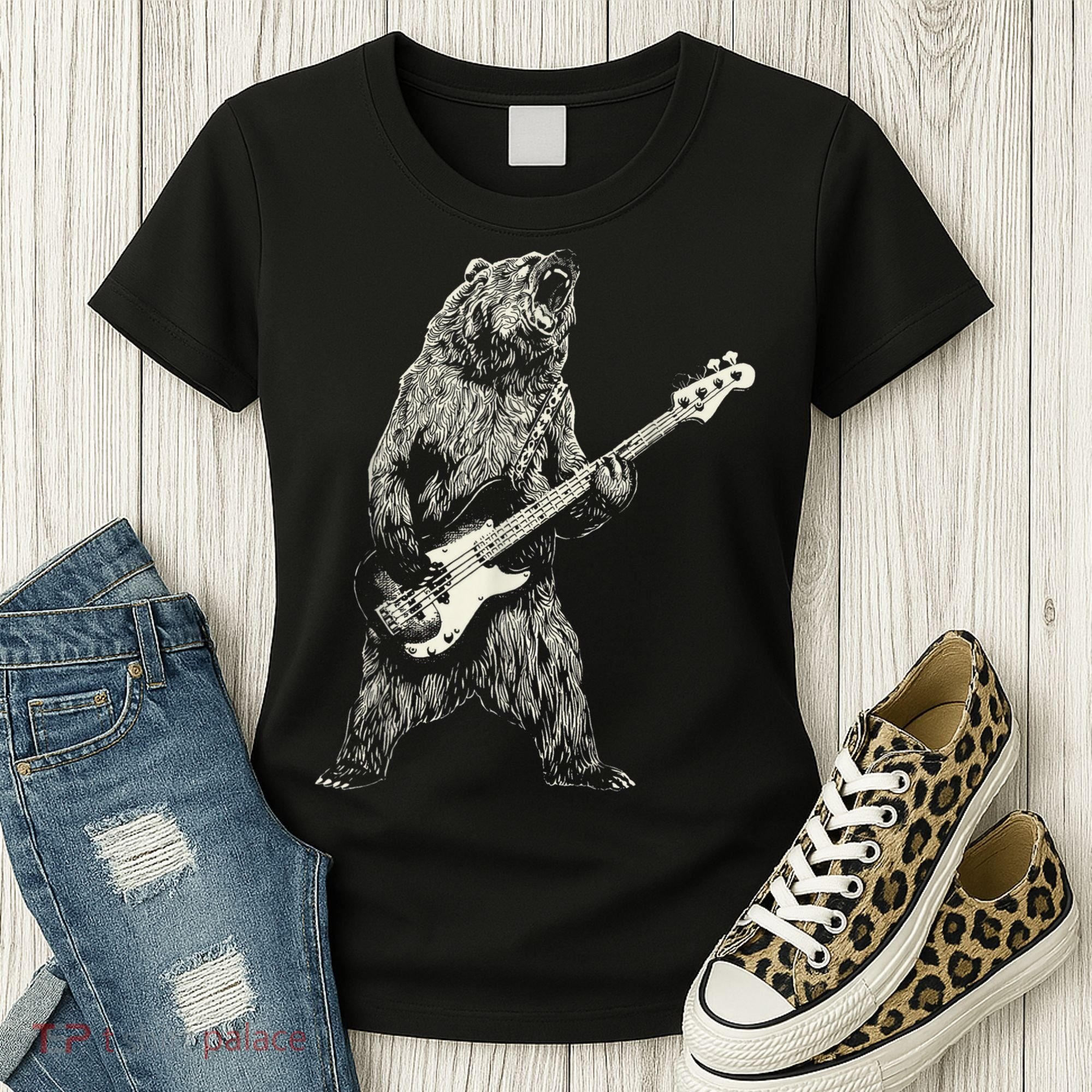 Cute Bear Playing Guitar Gift Guitar Lover Women's T-Shirt