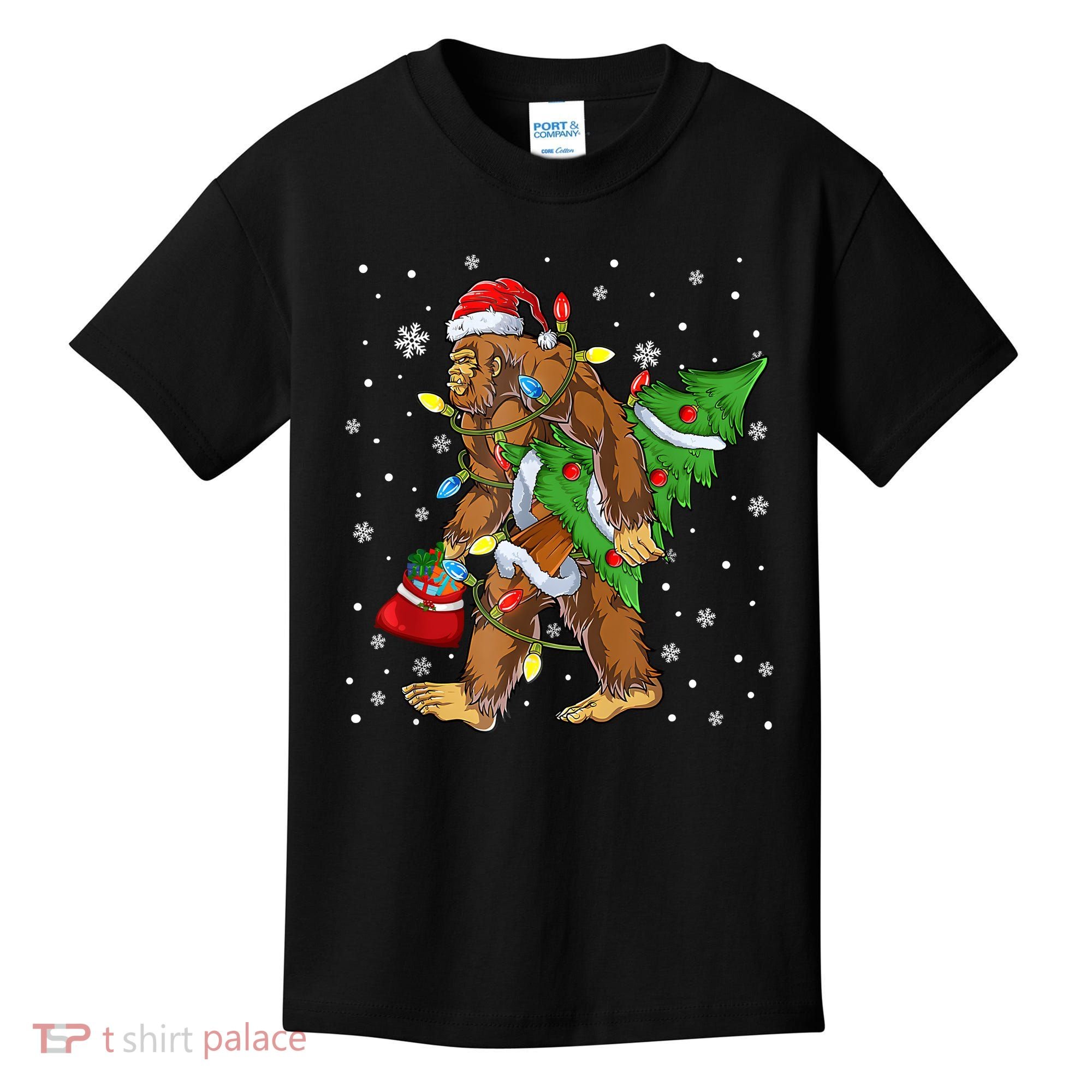 Christmas Bigfoot Santa Hat Tree Lights Xmas Sasquatch Funn Kids T-Shirt