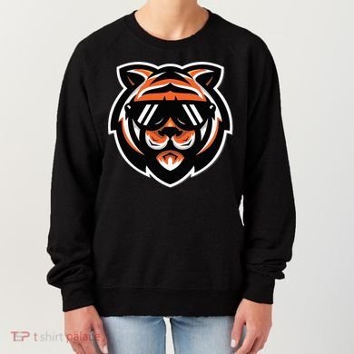 Cool Bengal Tiger With Sunglasses Women's Sweatshirt