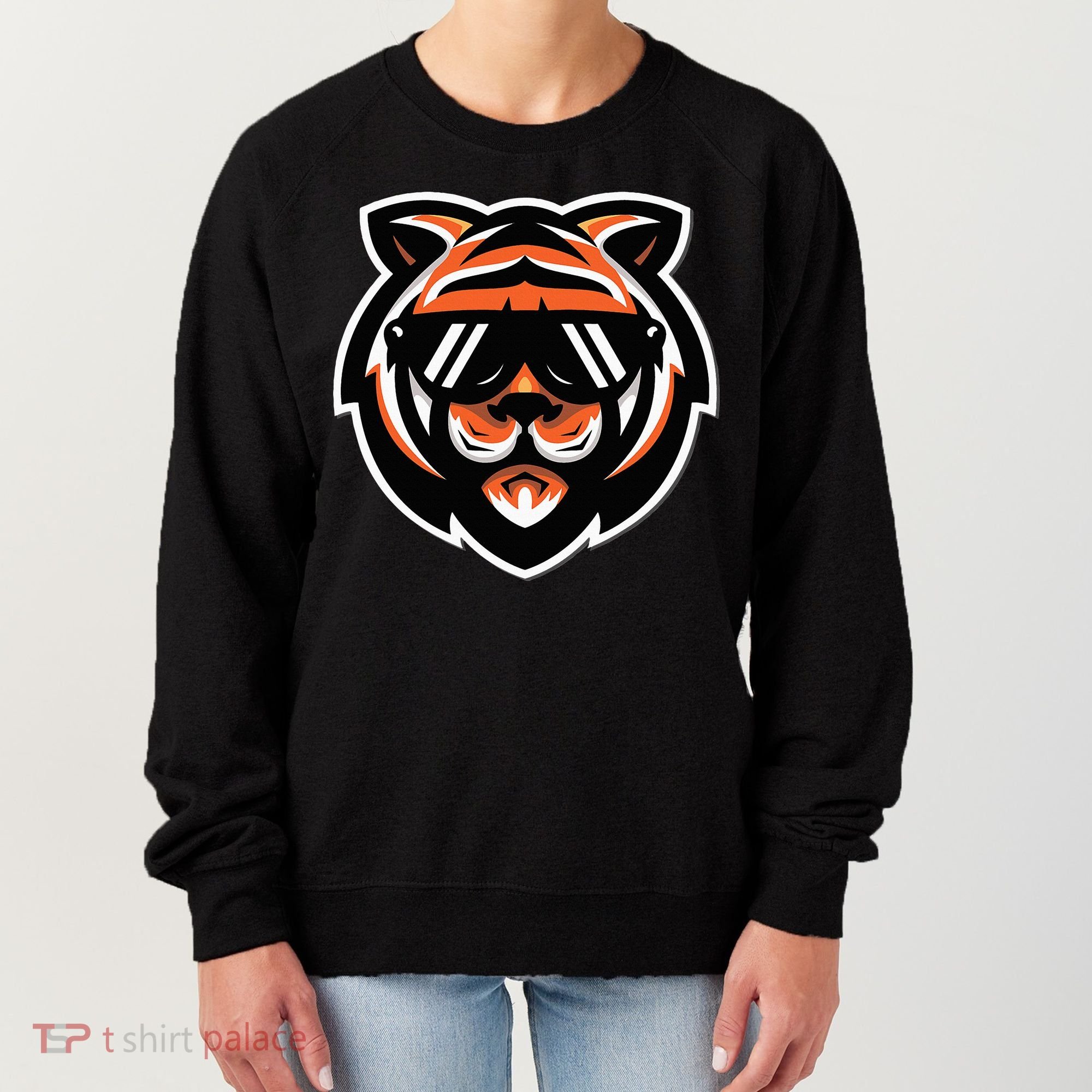 Cool Bengal Tiger With Sunglasses Women's Sweatshirt