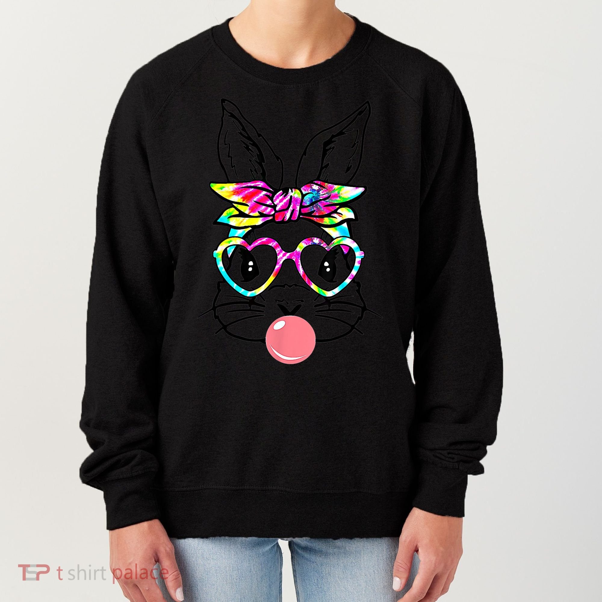 Cute Bunny With Bandana Heart Glasses Bubblegum Easter Day Gift Women's Sweatshirt