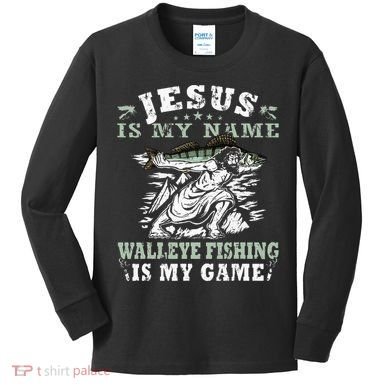 Catching big Walleye Fish over 25 inches Walleye Hunter Kids Long Sleeve Shirt
