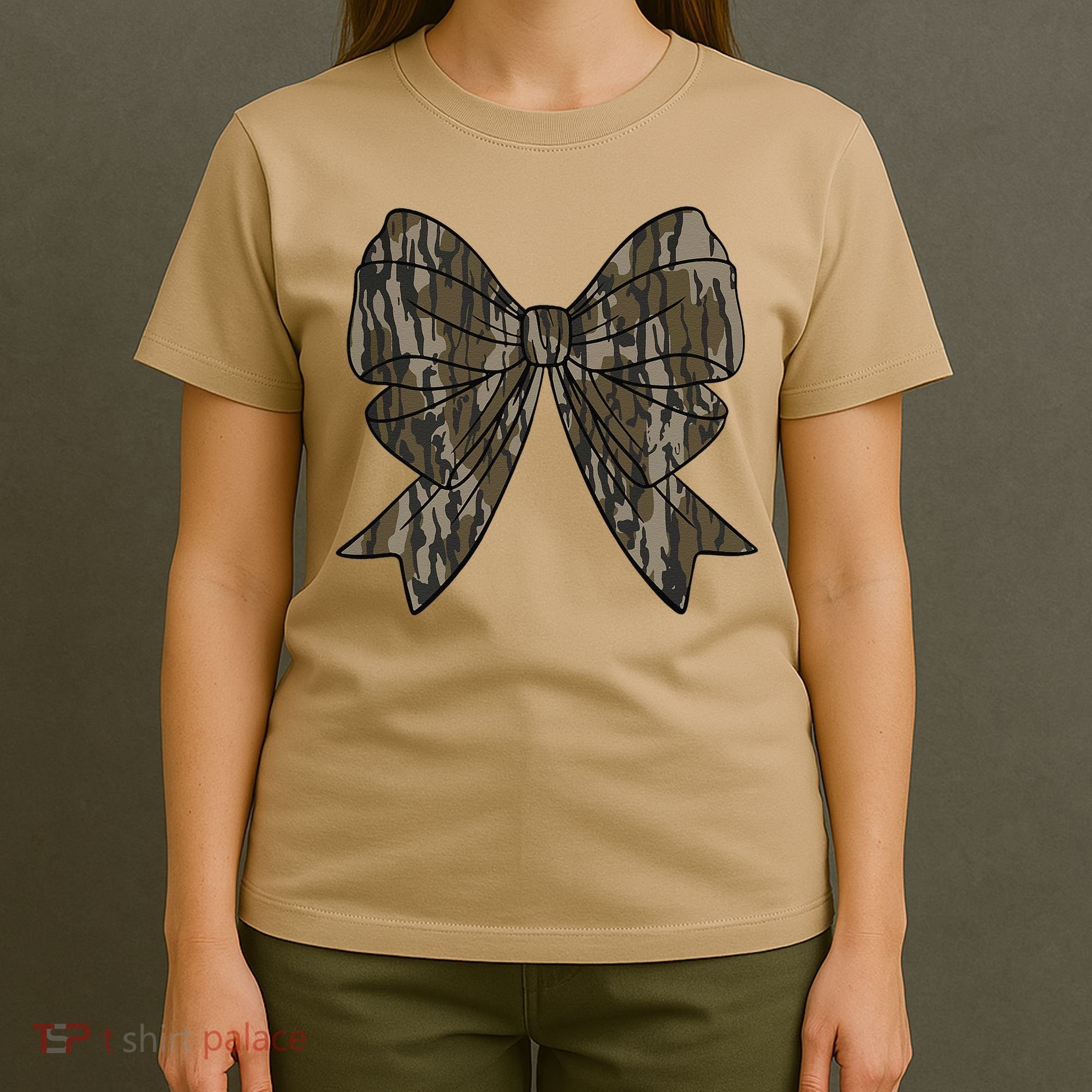 Camo Coquette Bow Duck Hunt Duck Hunting Women Gift T-Shirt