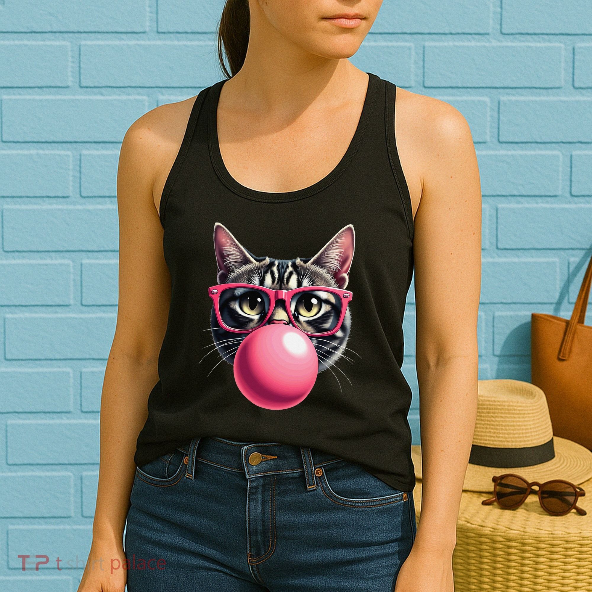 Cute Cat Blowing Bubble Gum Women's Tank Top