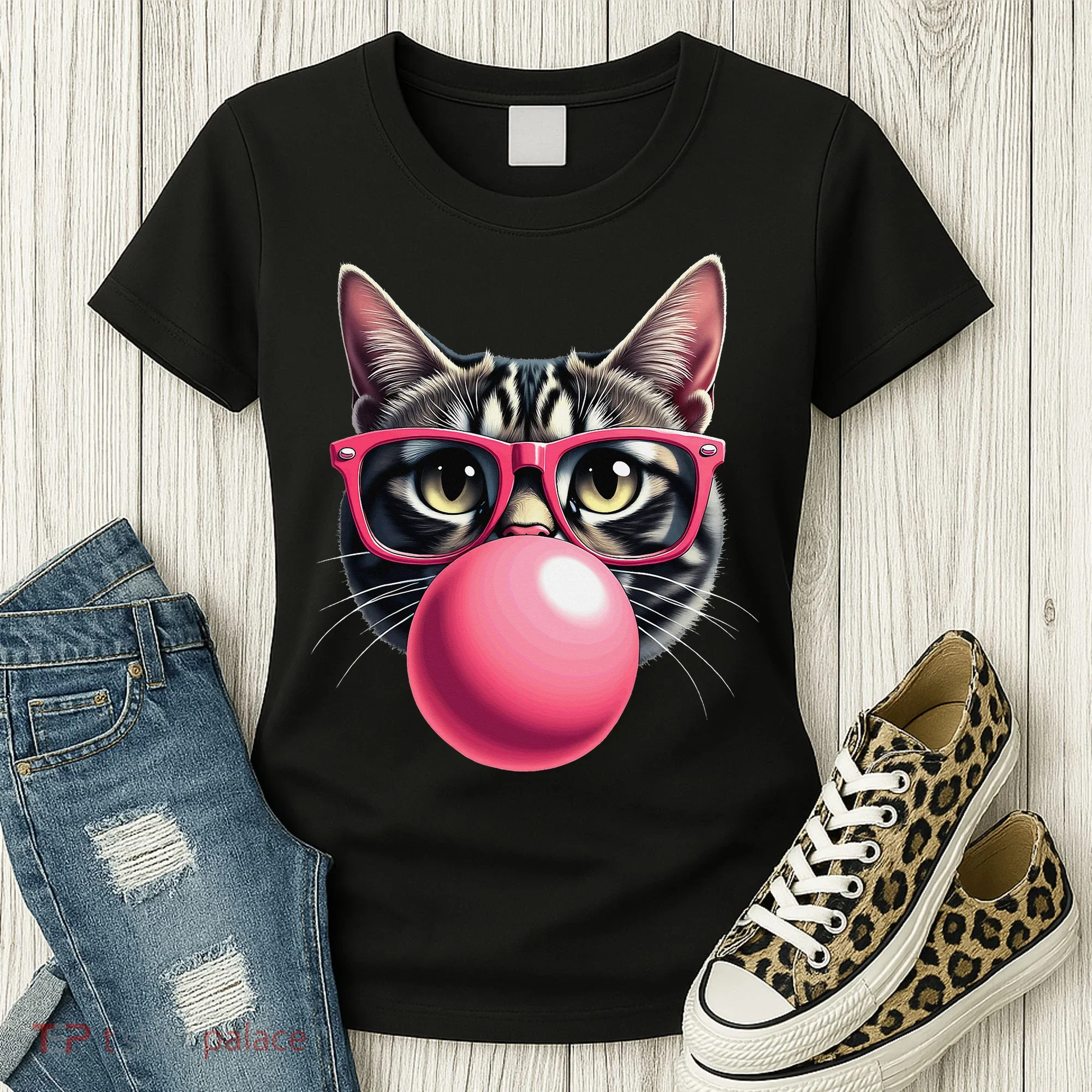 Cute Cat Blowing Bubble Gum Women's T-Shirt