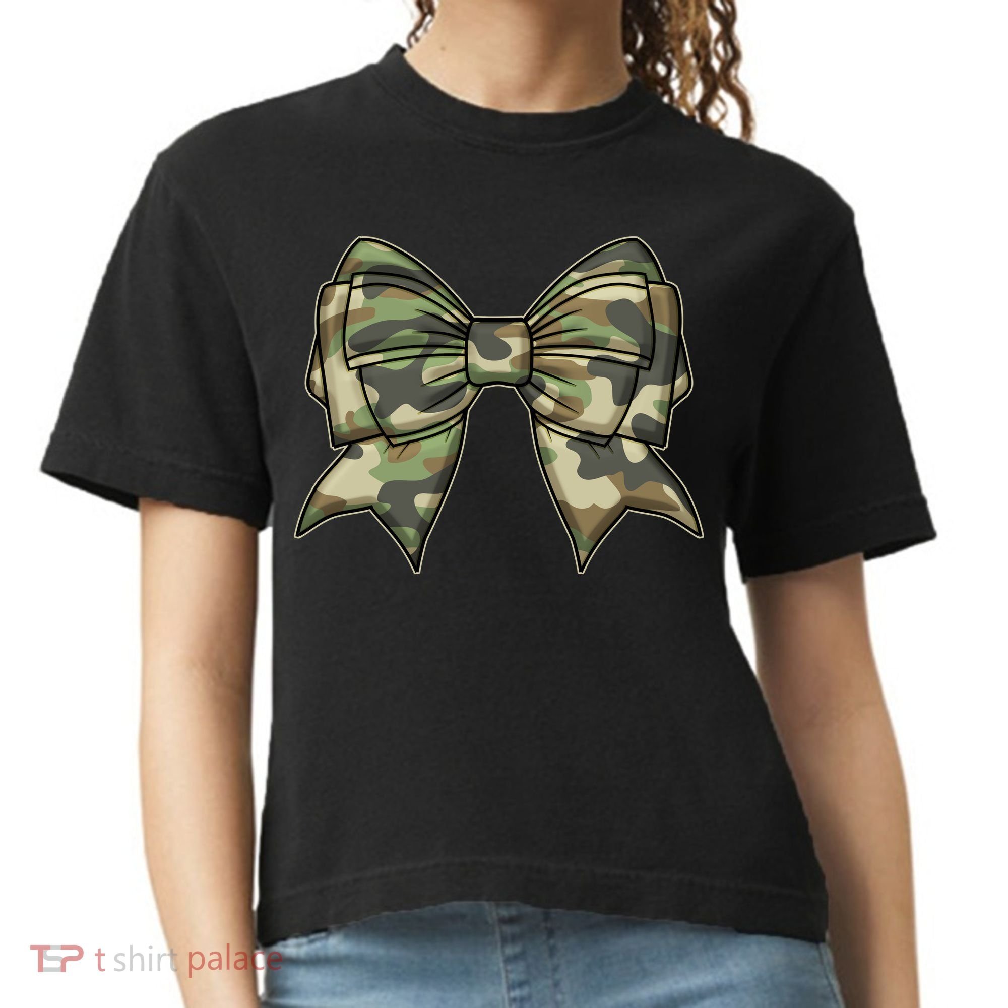 Cute Camo Coquette Ribbon Bow Comfort Colors Boxy T-Shirt