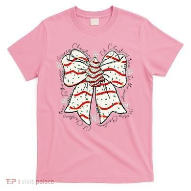Cute Coquette Christmas Tree Cake Ribbon Bow  T-Shirt