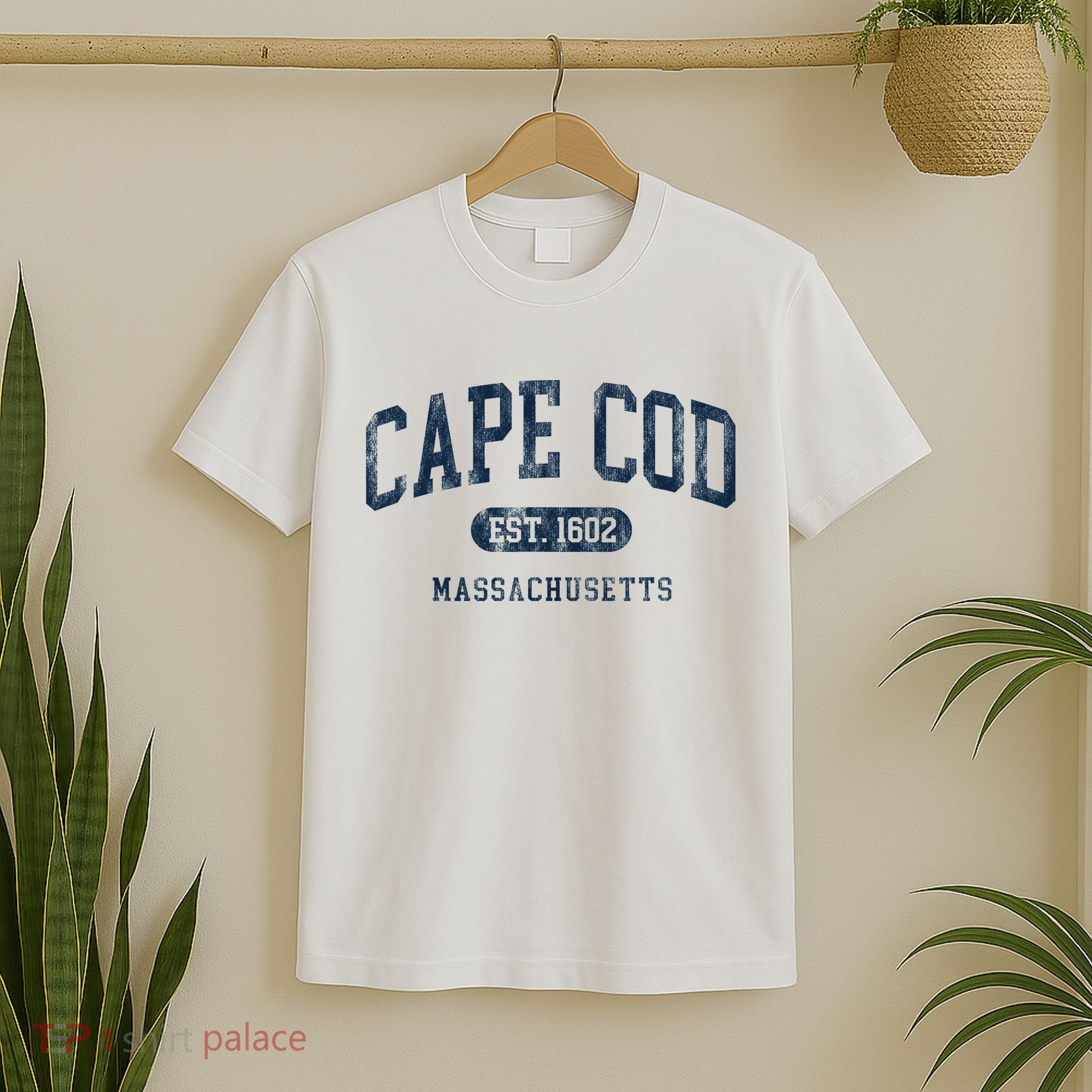 Cape Cod Est 1602 Massachusetts Retro Preppy Throwback T-Shirt